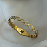 Clover studded bracelet