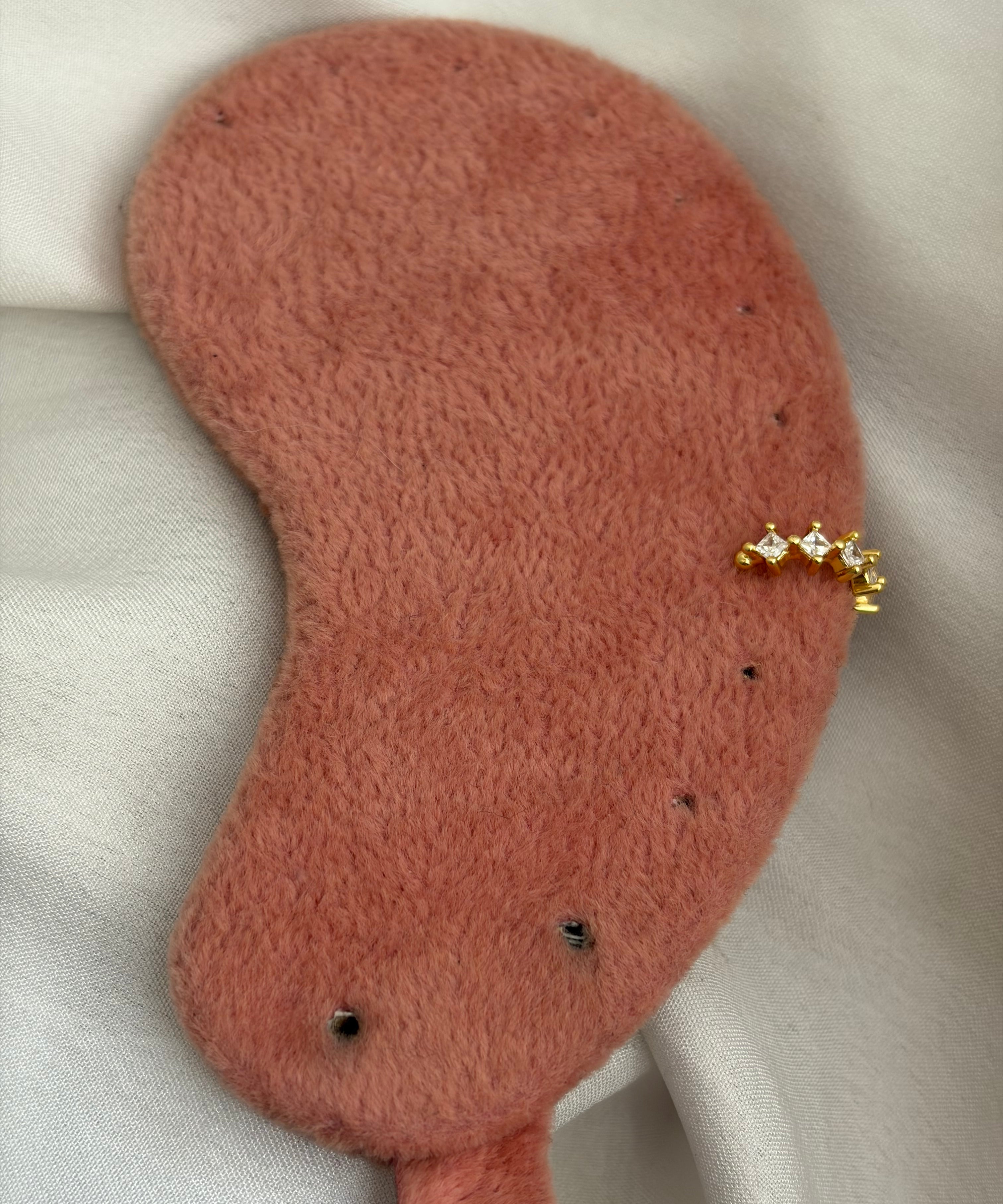 Diamond eacuff (1pc)