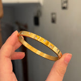 Stone band