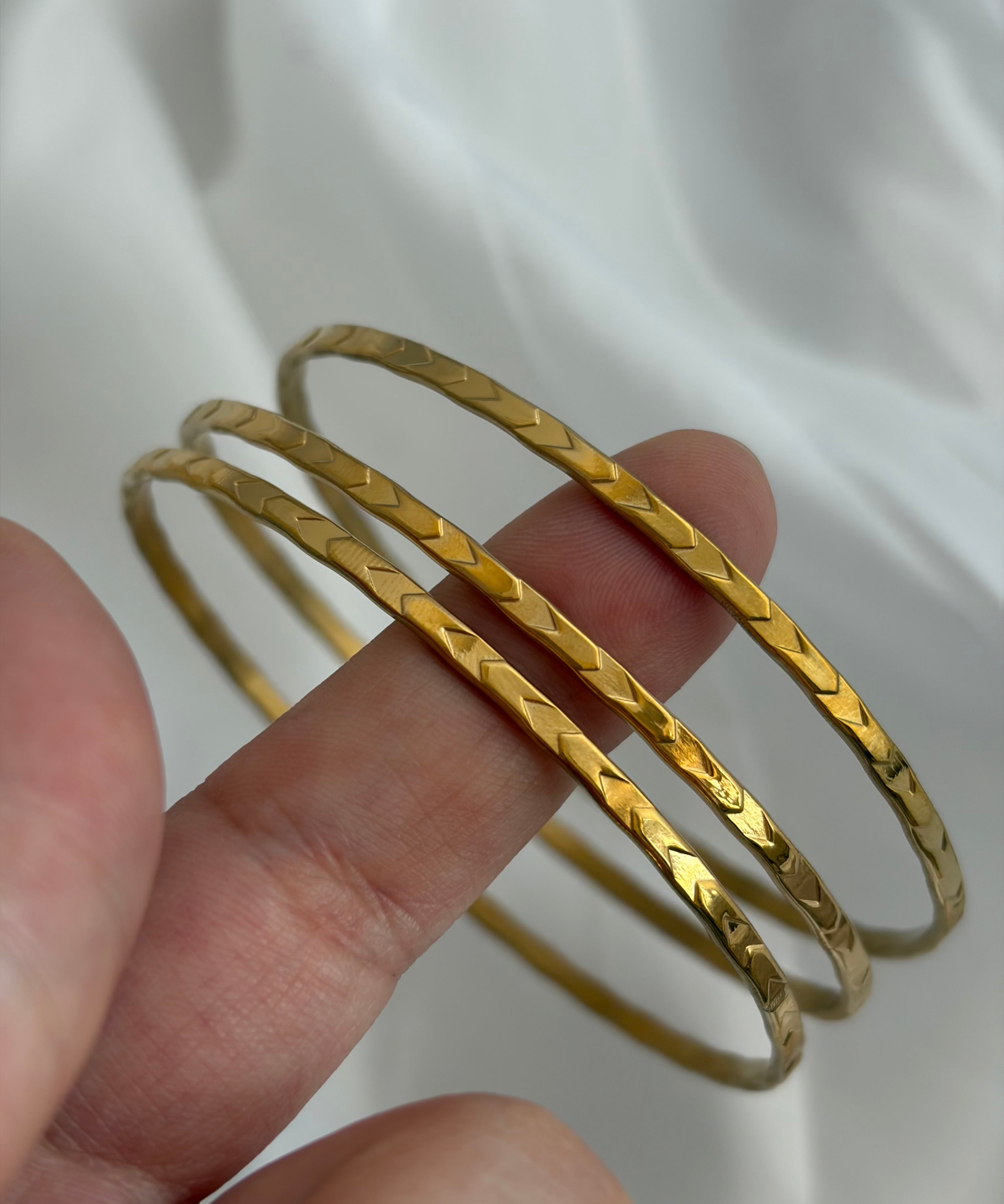 Scape bangles