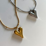 Amour necklace