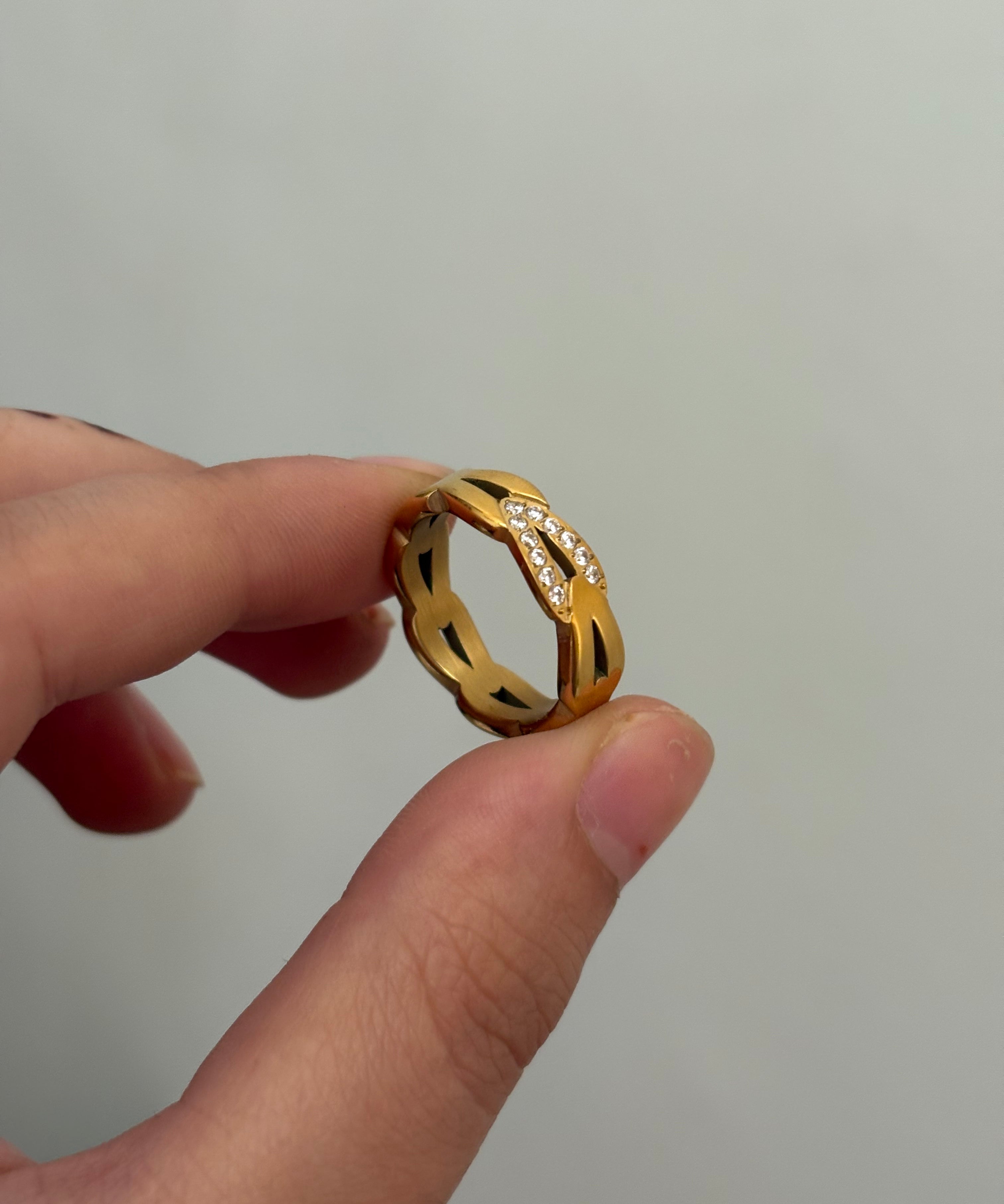 Daise ring