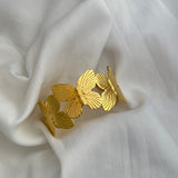 Butterfly cuff