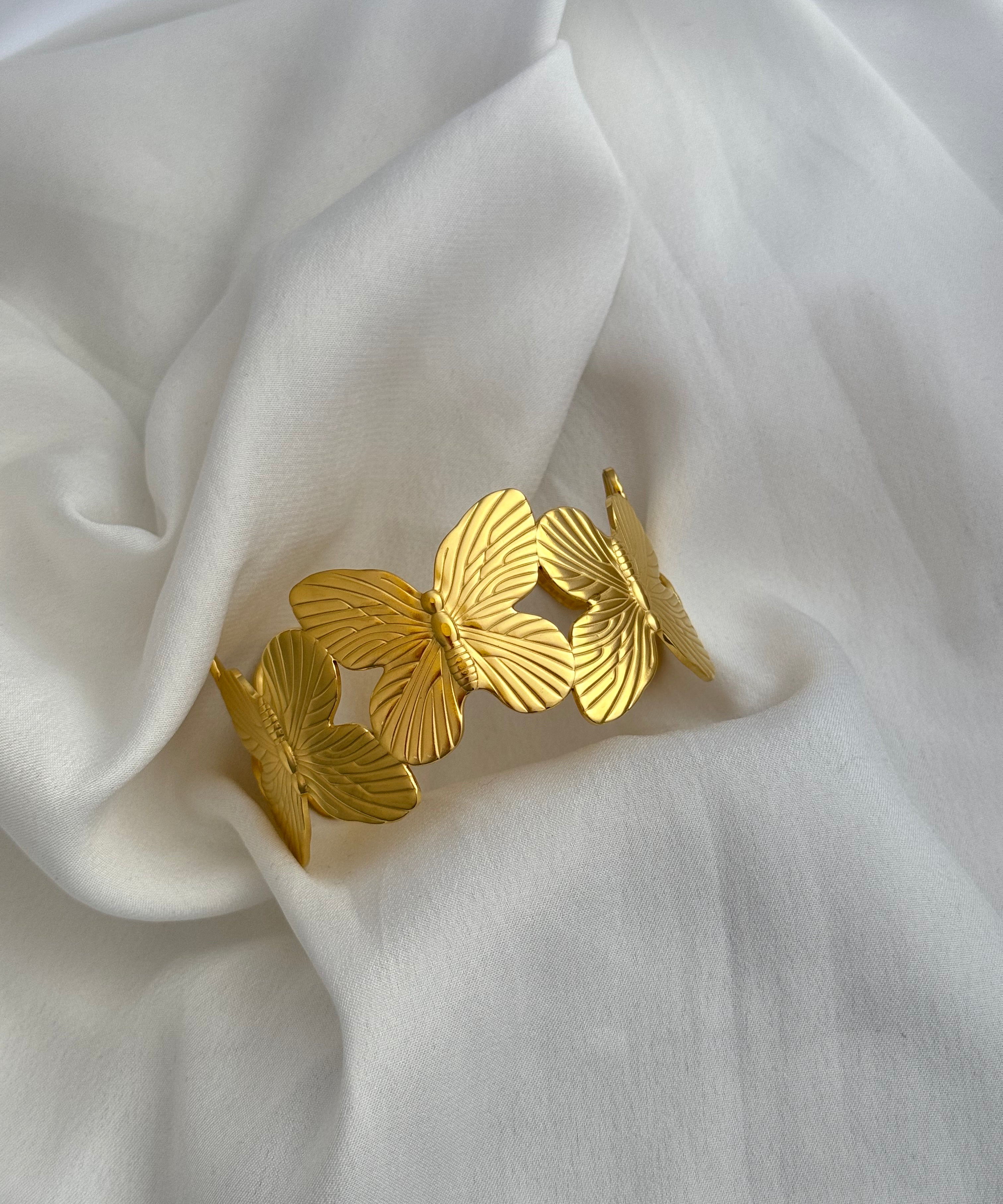 Butterfly cuff