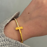 Sleek bracelet