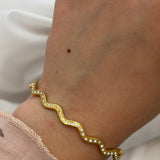 Waving bangle