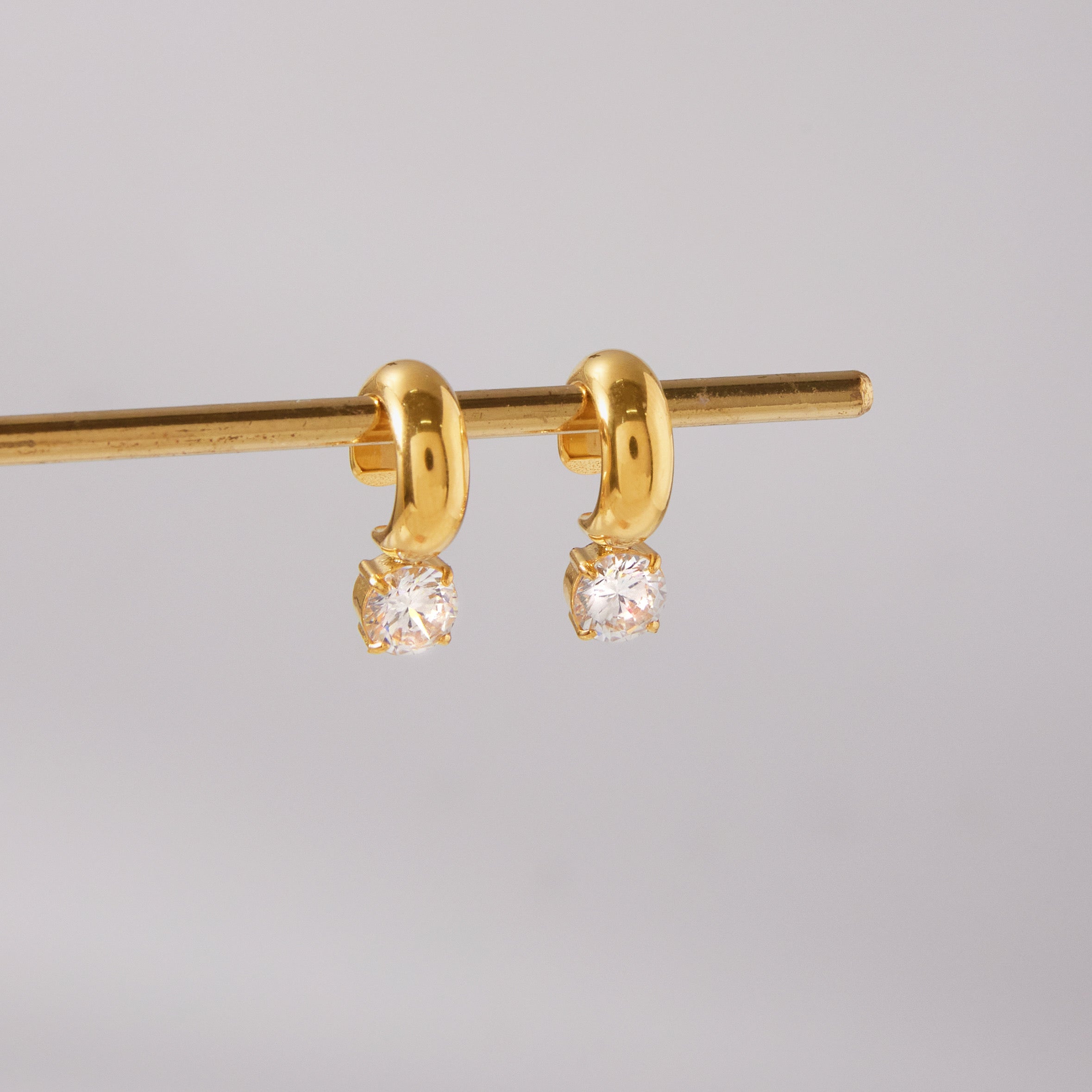 Solitaire earcuff (pair)