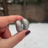 Crossiant earring