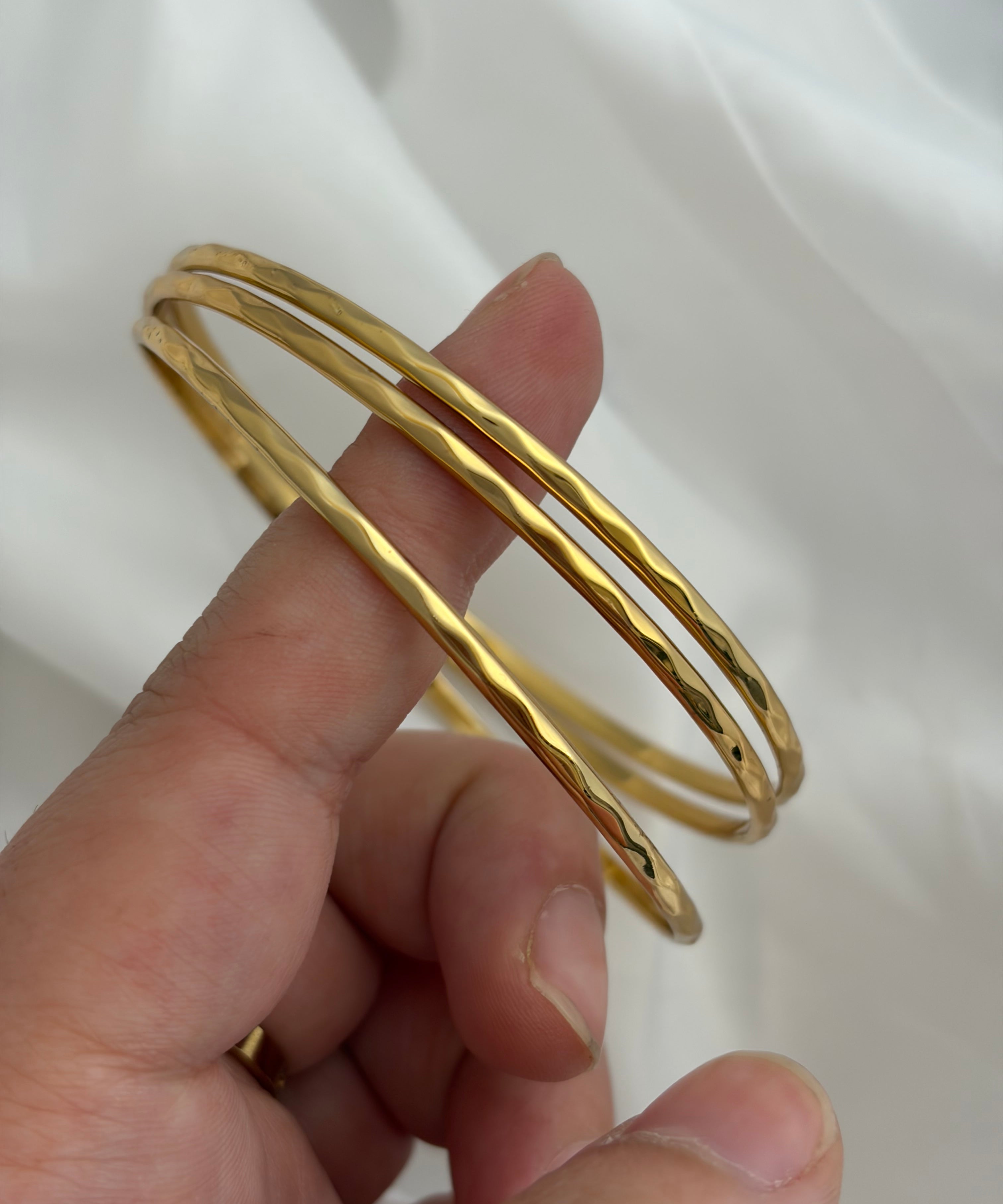 Sleek bangles