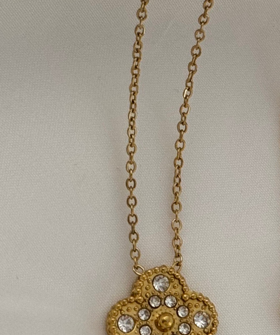 Rhinestone clover necklace