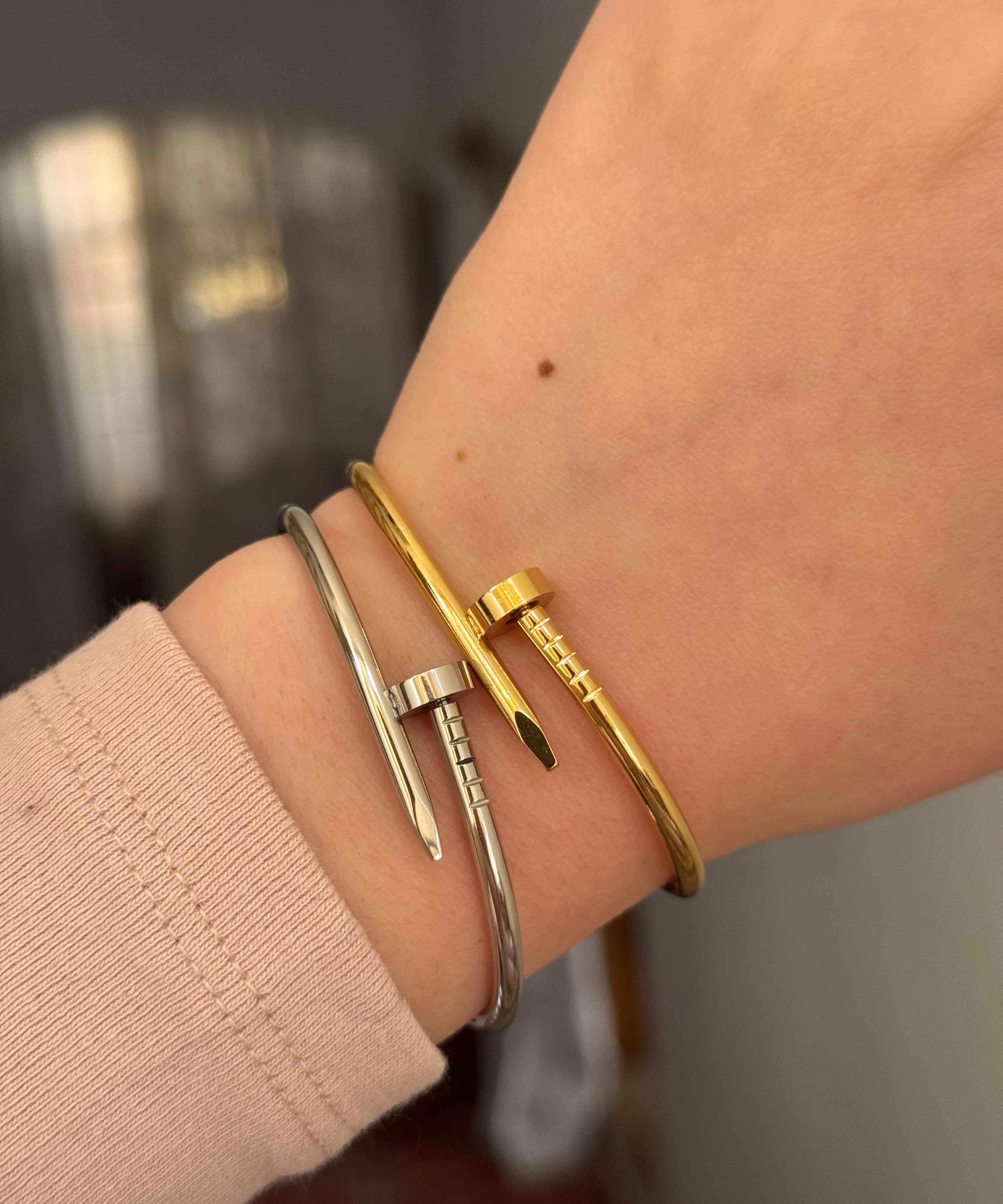 Nail bracelet (baby size)
