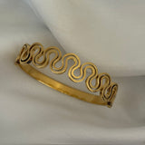 Wiggle bracelet