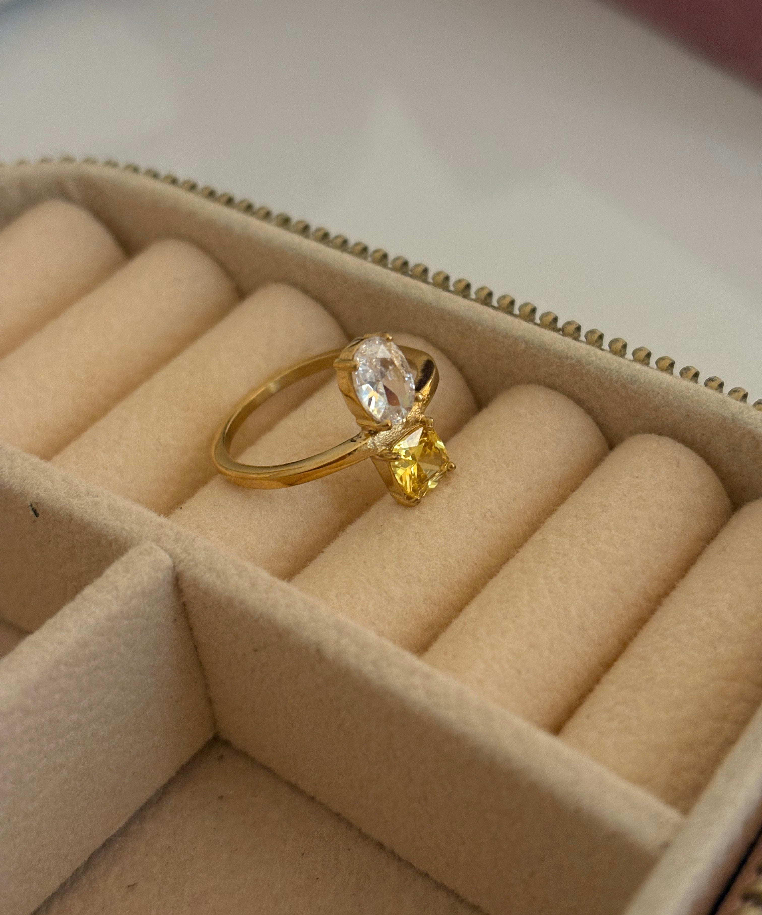 Pastel ring