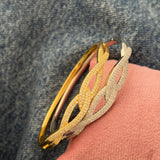 Arch bracelet