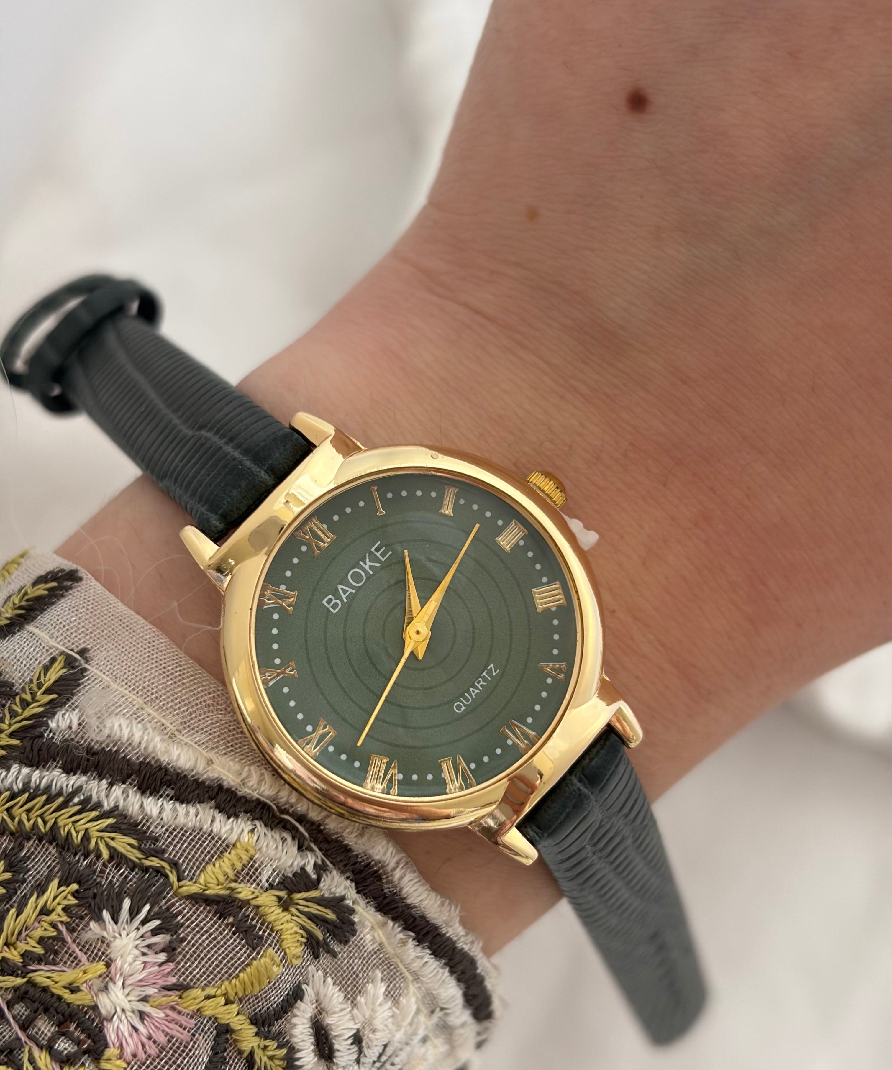 Strap watch