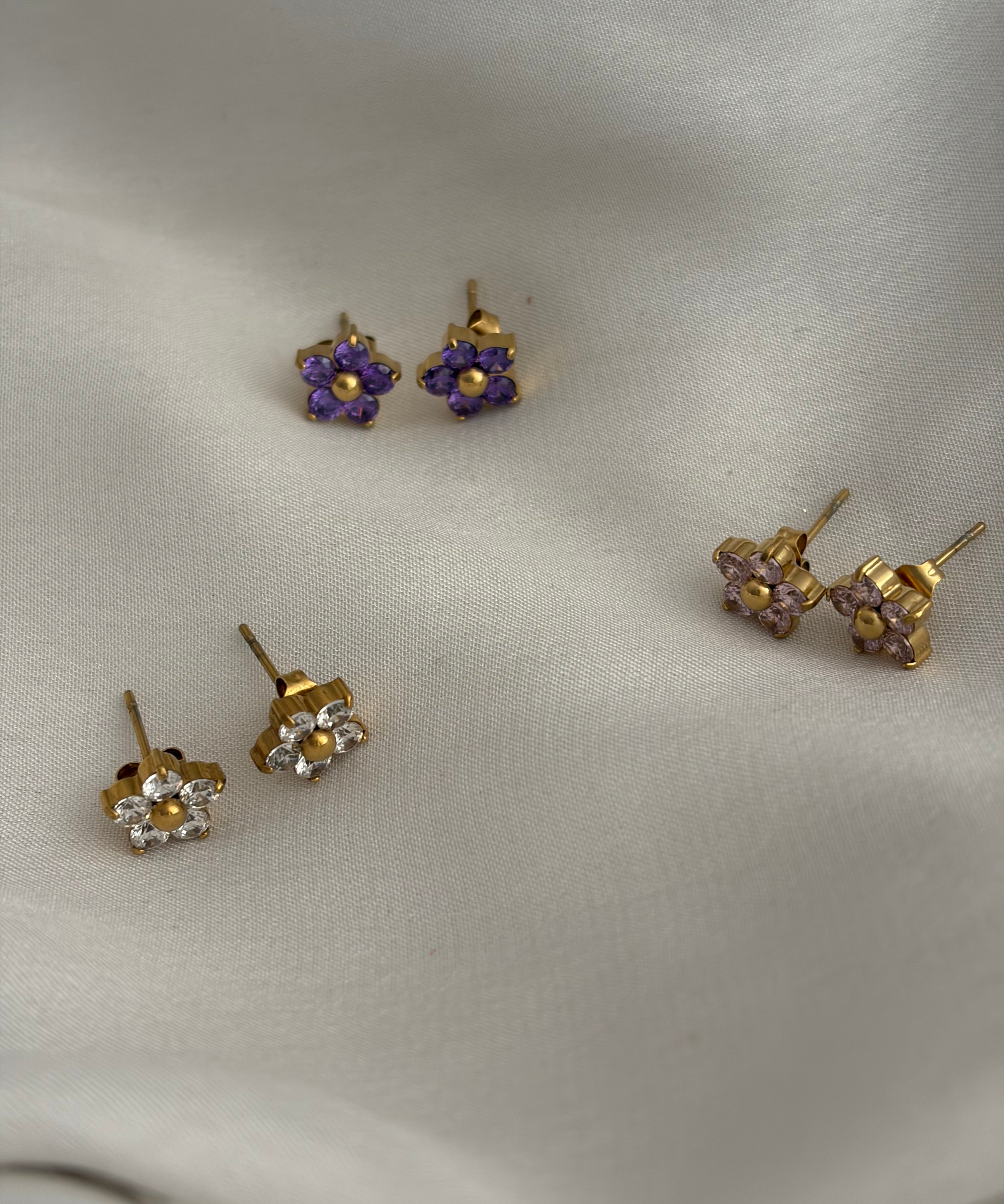 Daisy stud