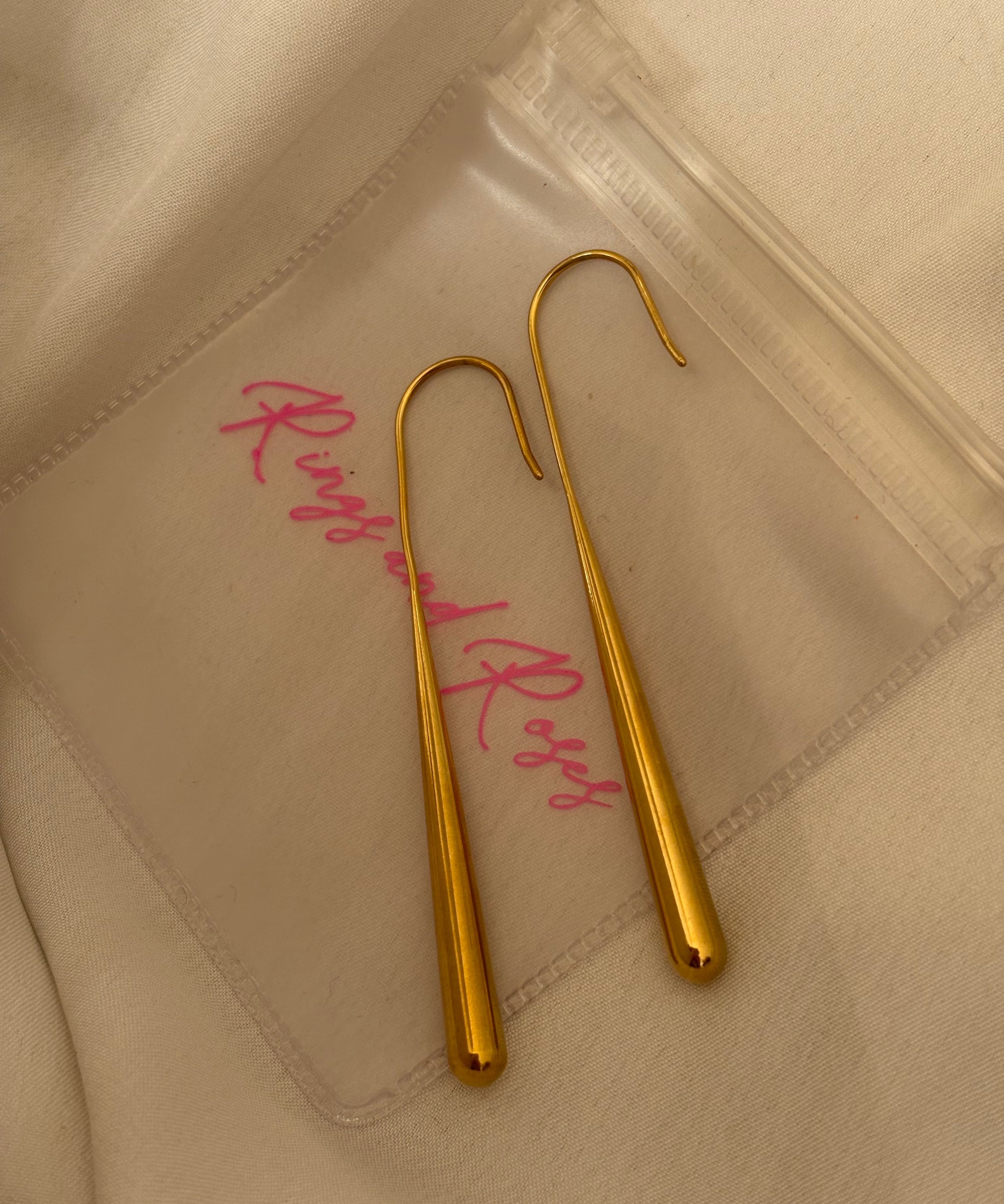 Thread earring