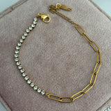 Minimal link bracelet