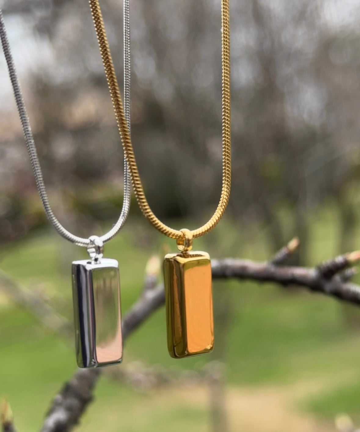 Bar necklace