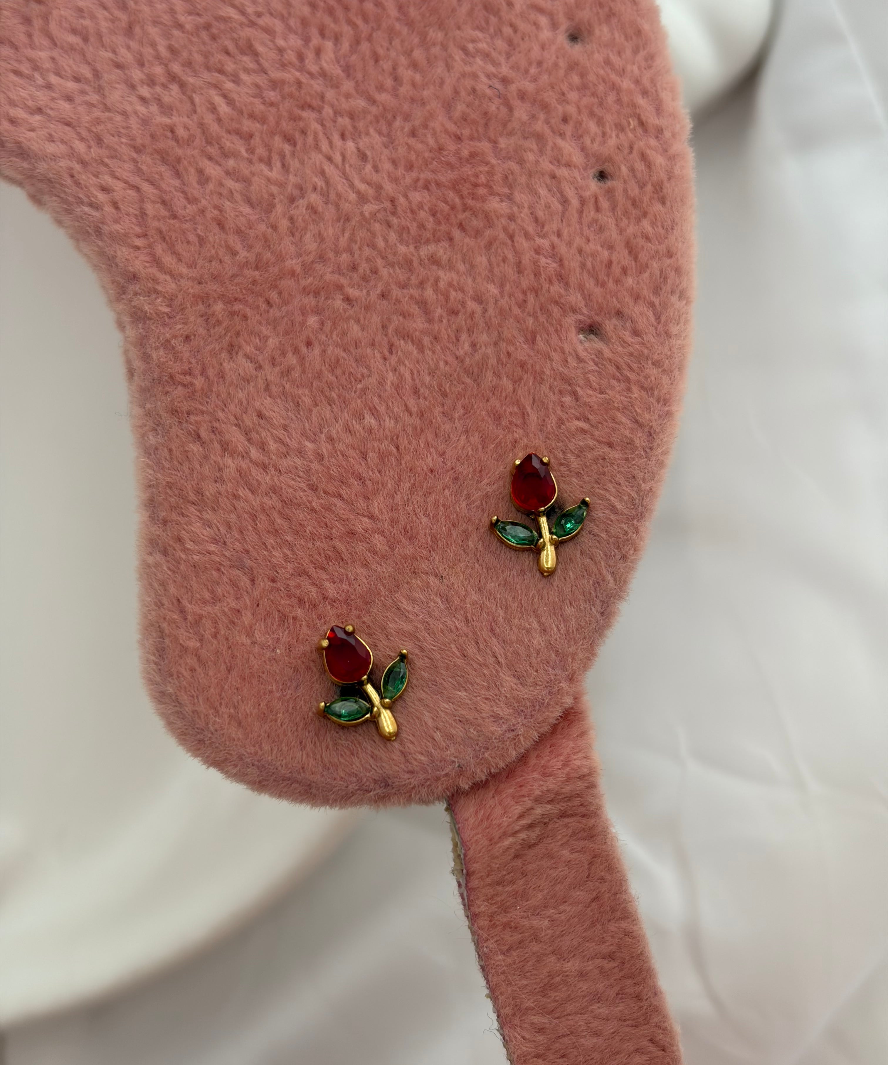 Tulip studs