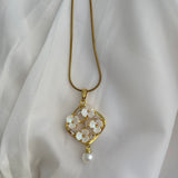 Pearl enecklace