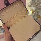 Jewellery organiser