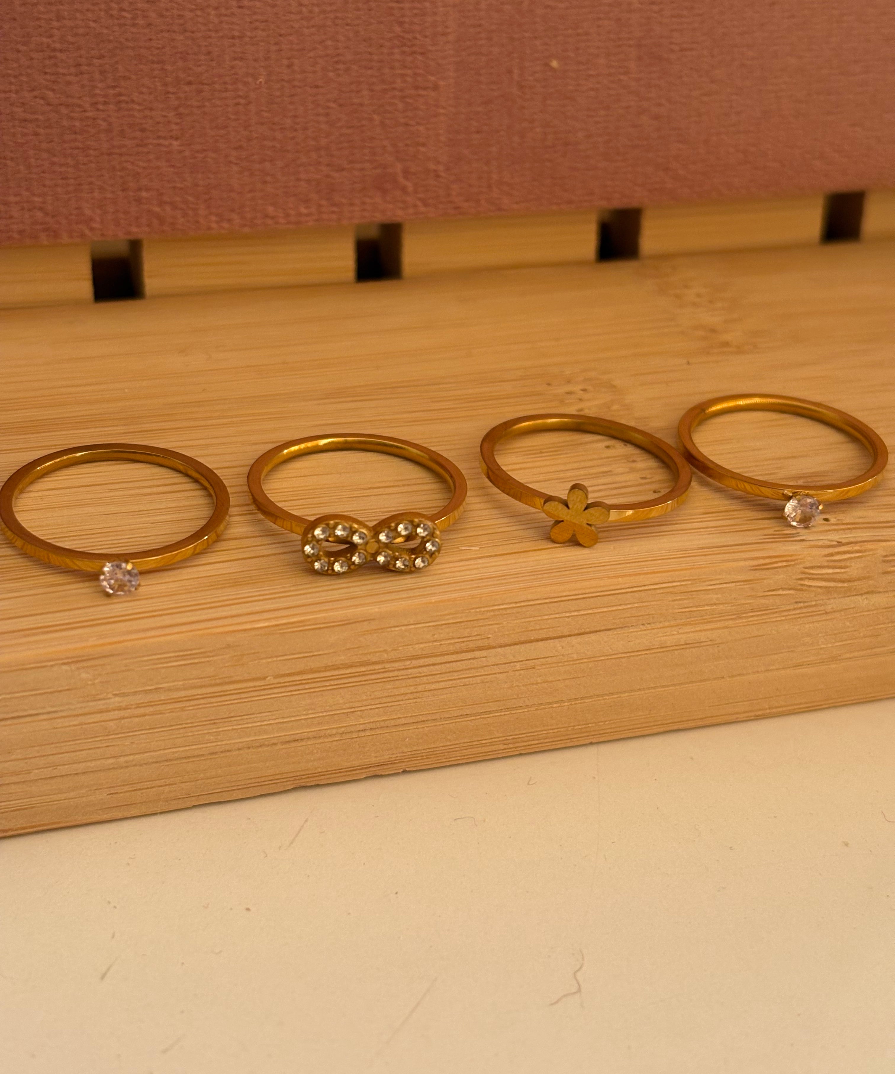 Infinity ring set