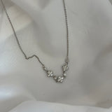 Cloves necklace