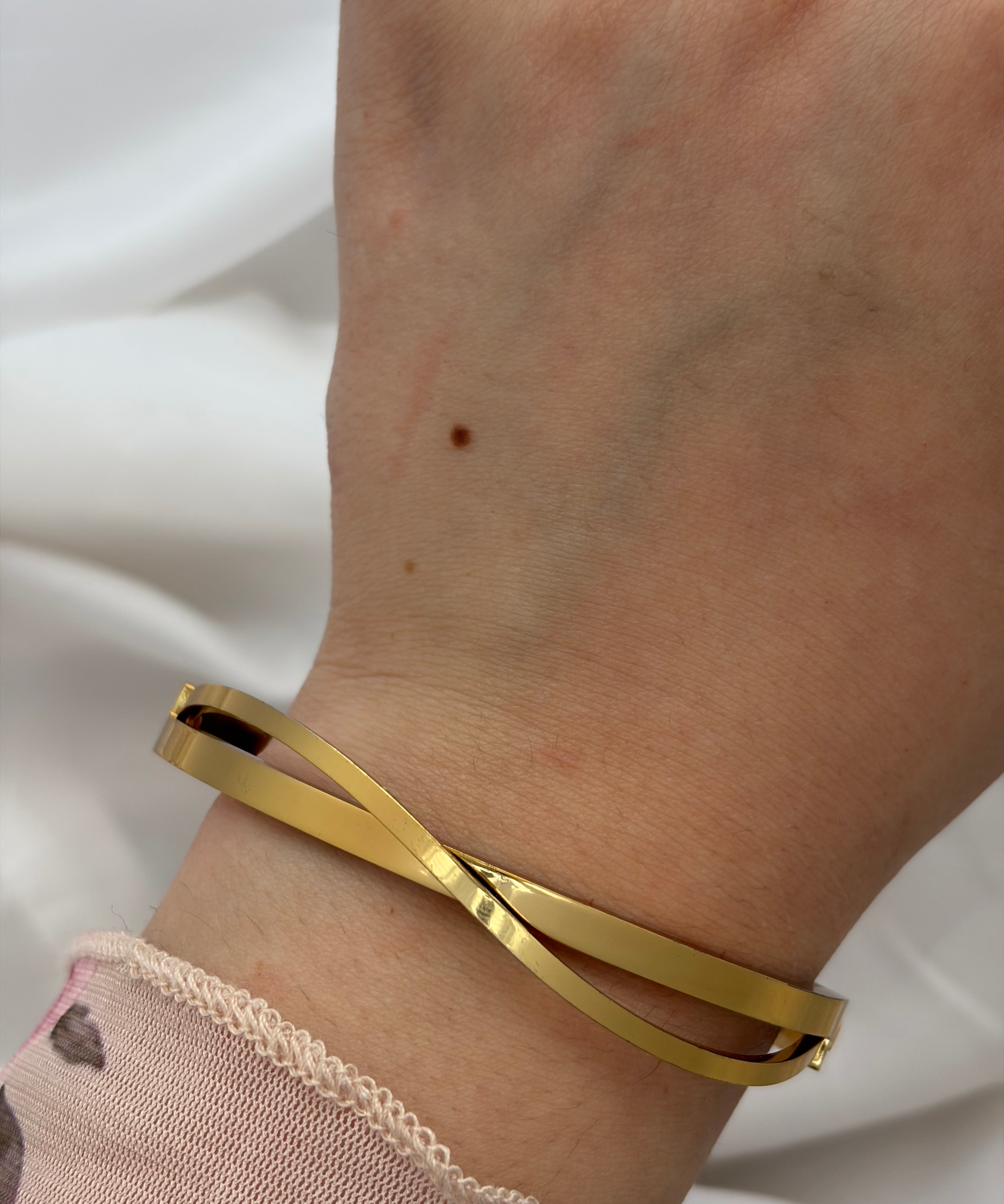 Ambrose bracelet