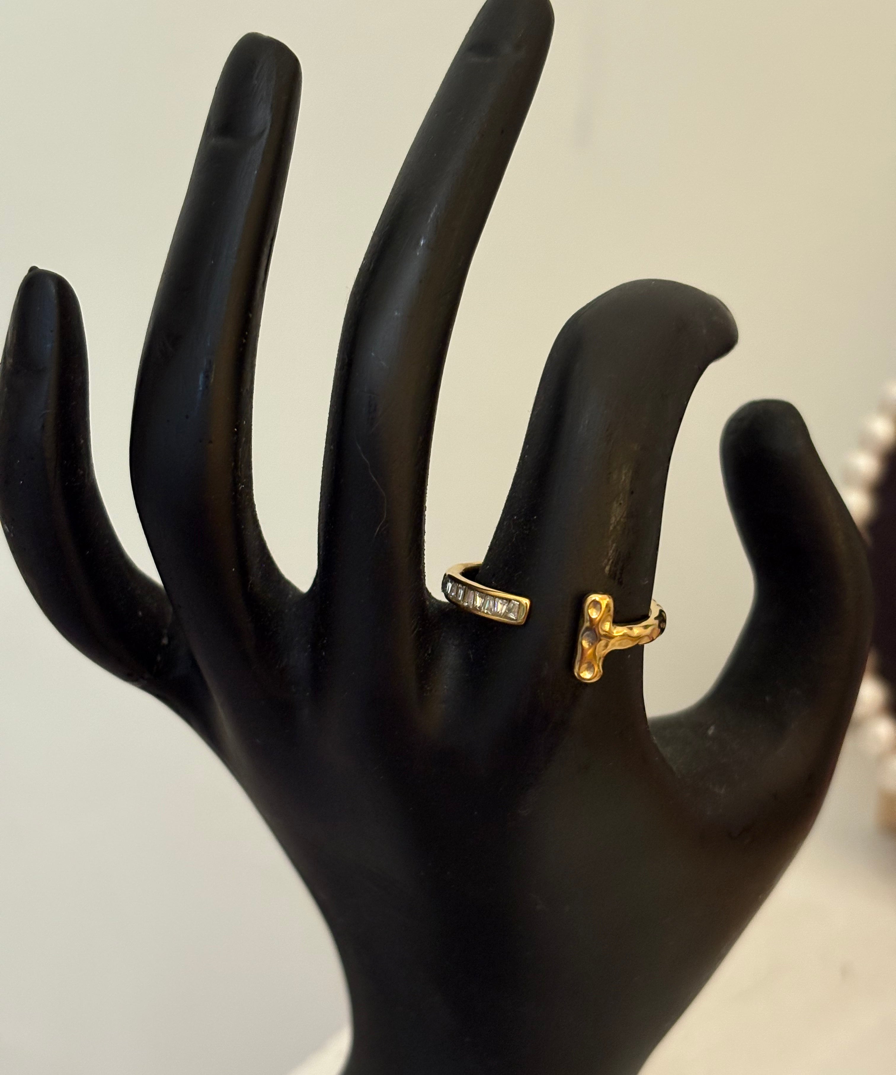 Goodluck ring