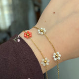 Daisy bracelet