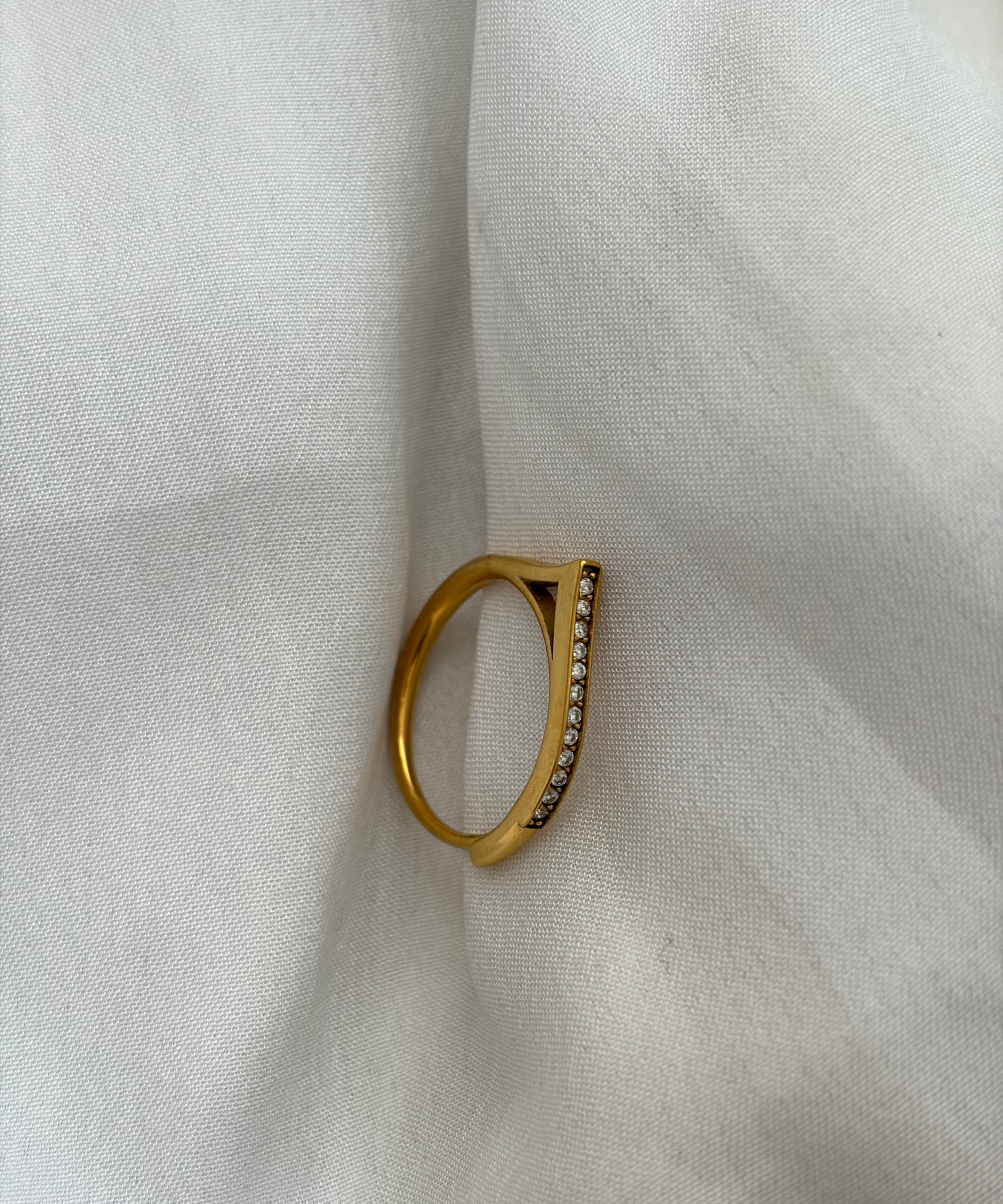 Grace ring