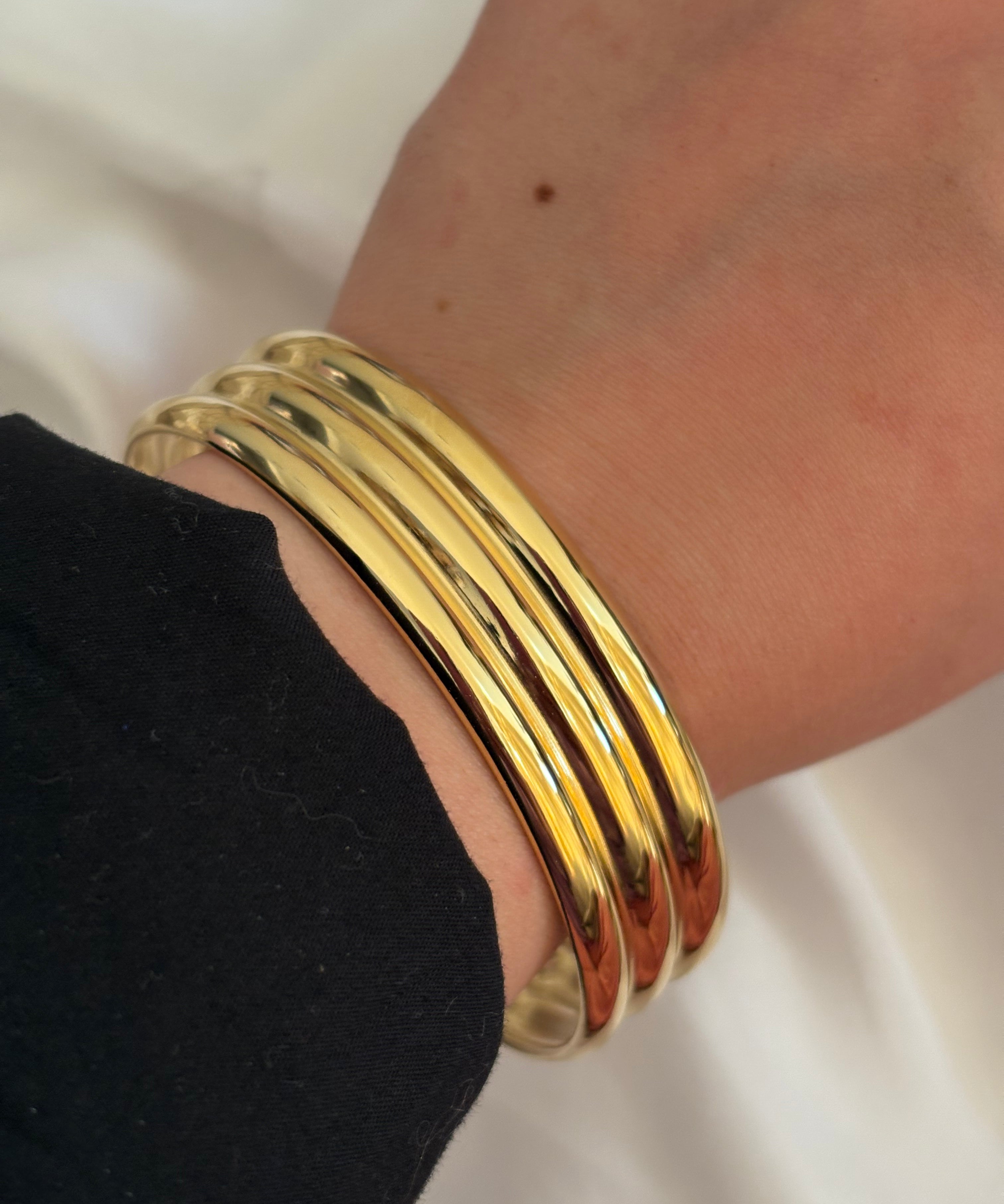 Bold cuff