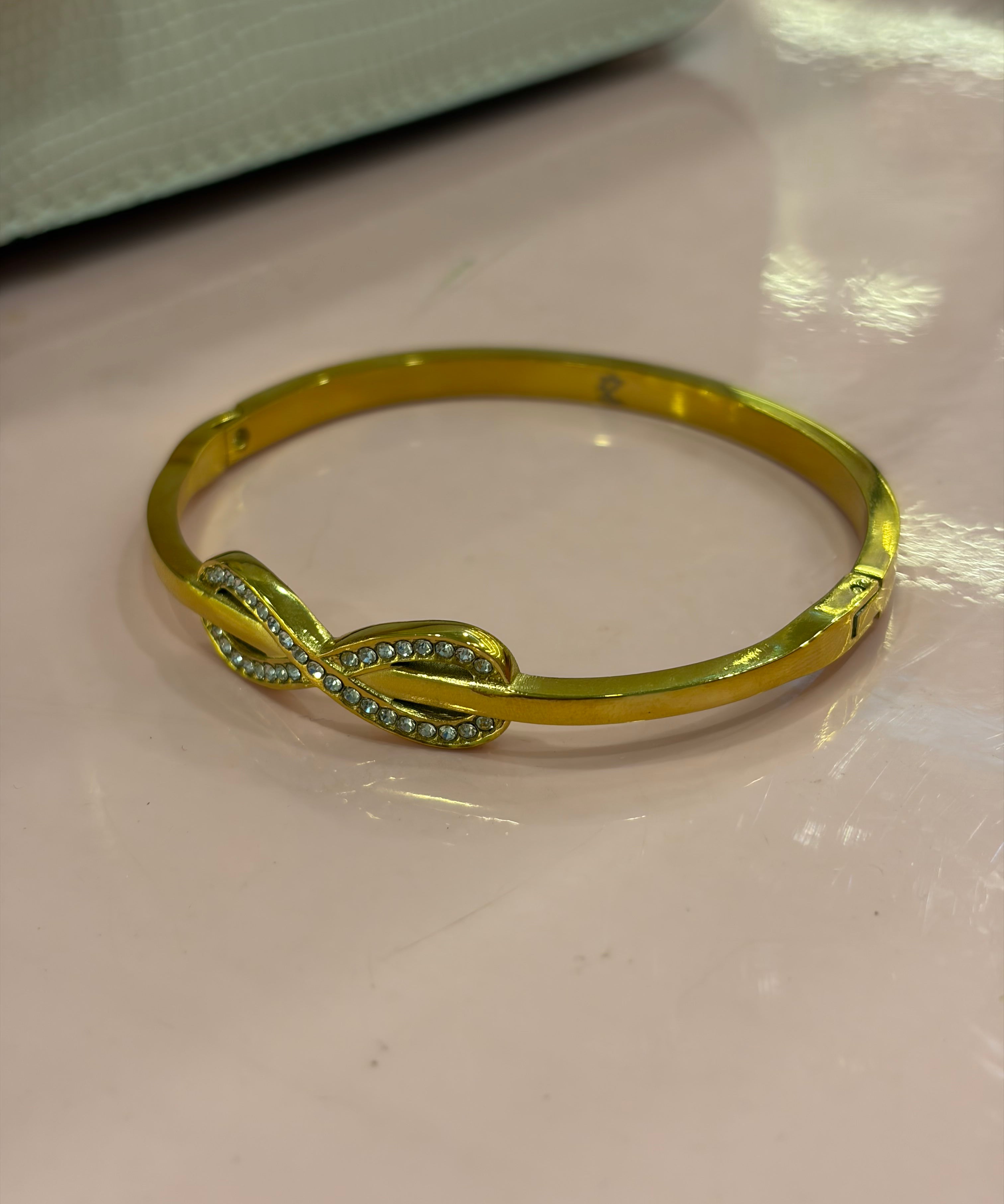Infinity bracelet (baby size)
