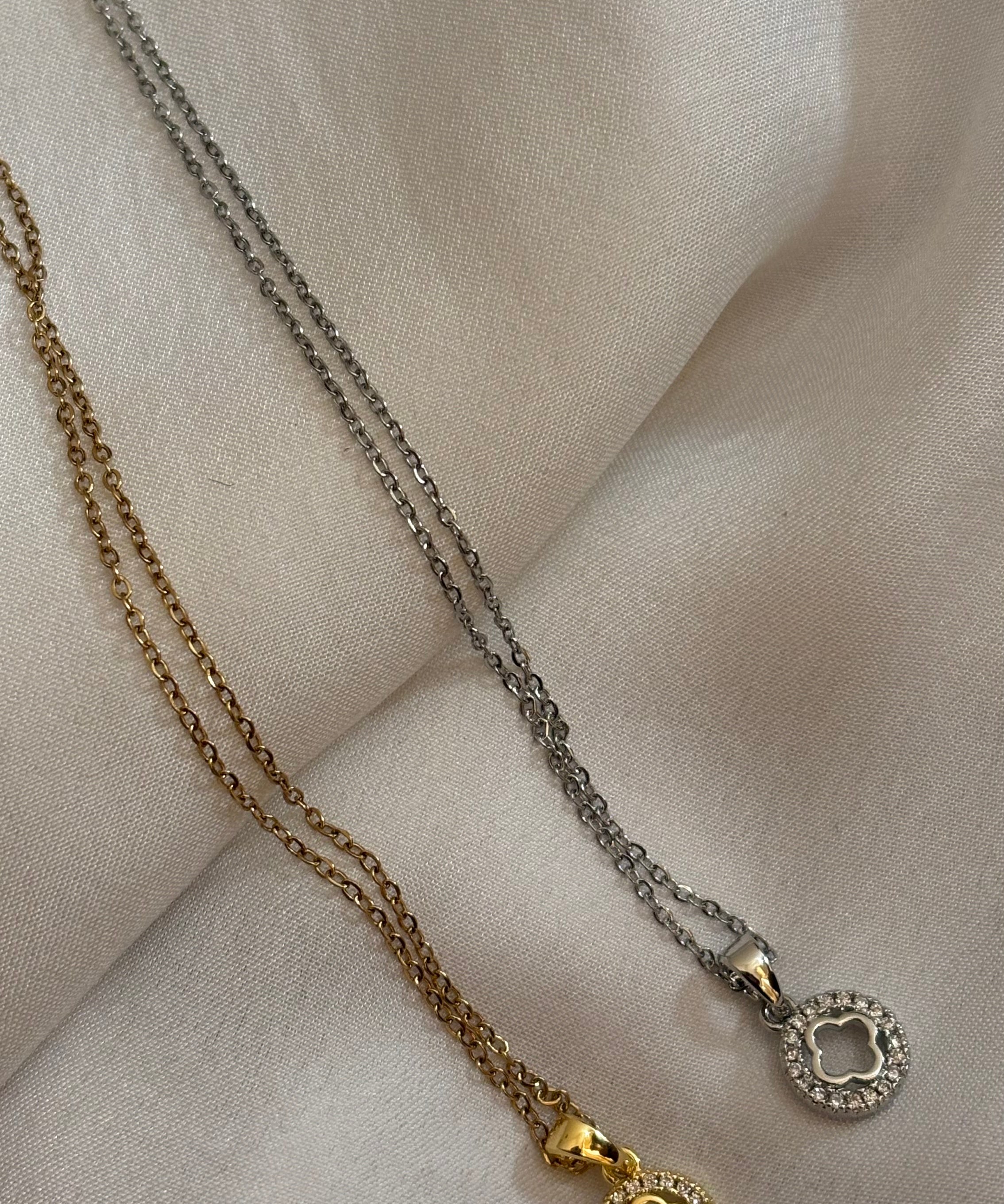 Clove necklace