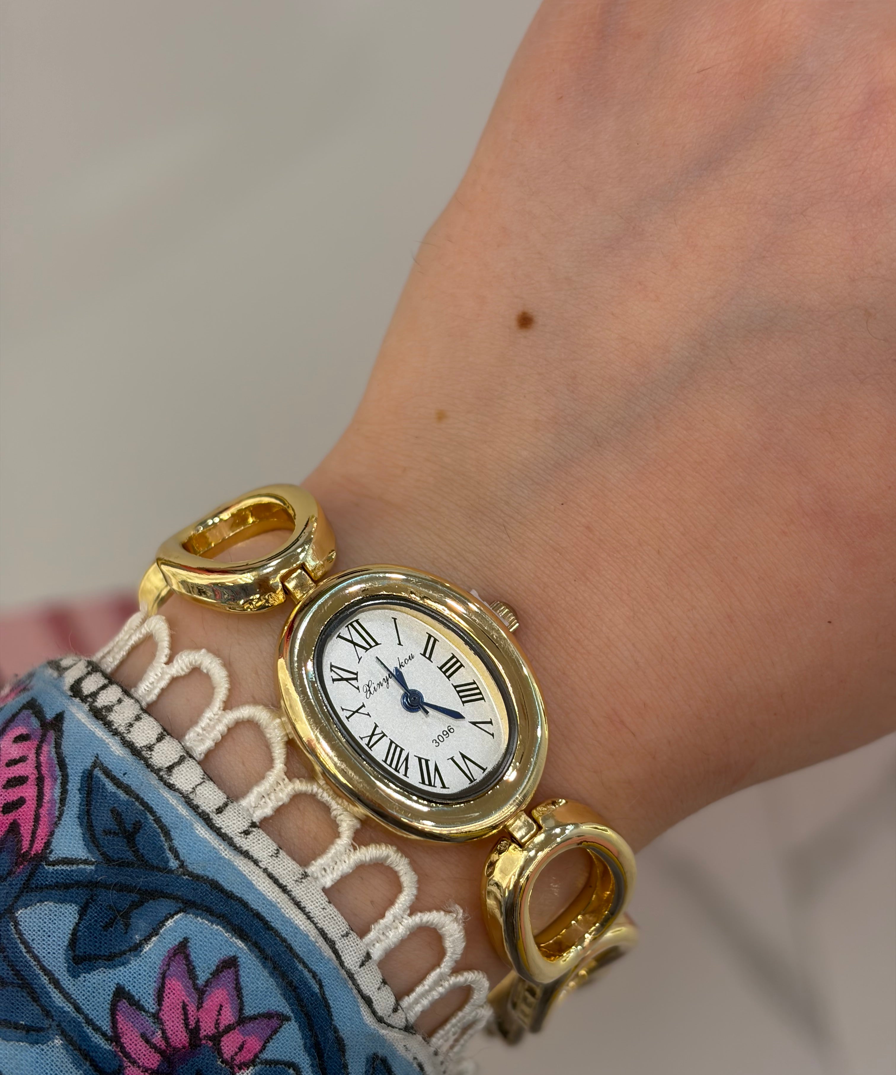 Cool girl watch