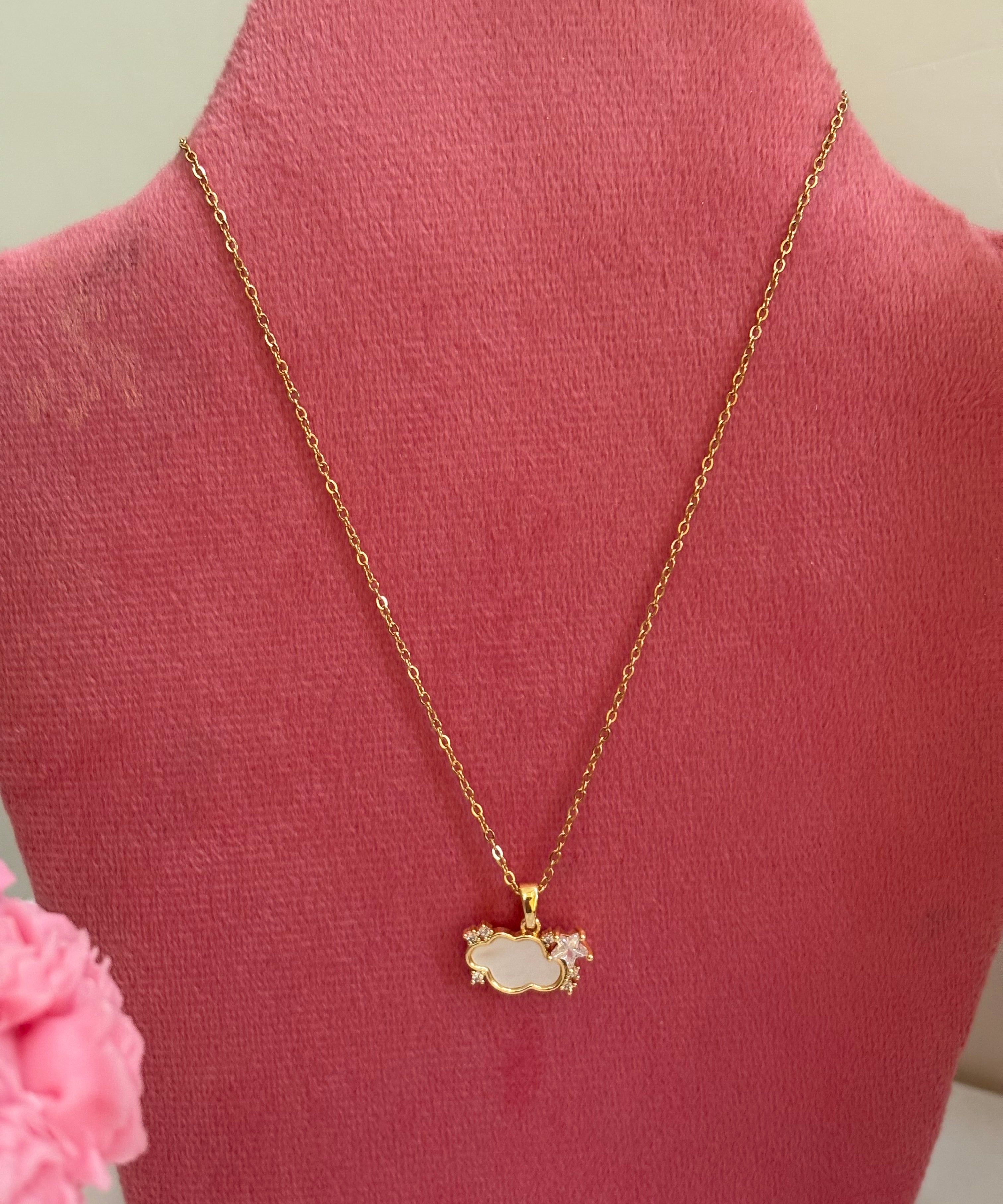 Cloud necklacs