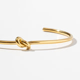 Knot cuff