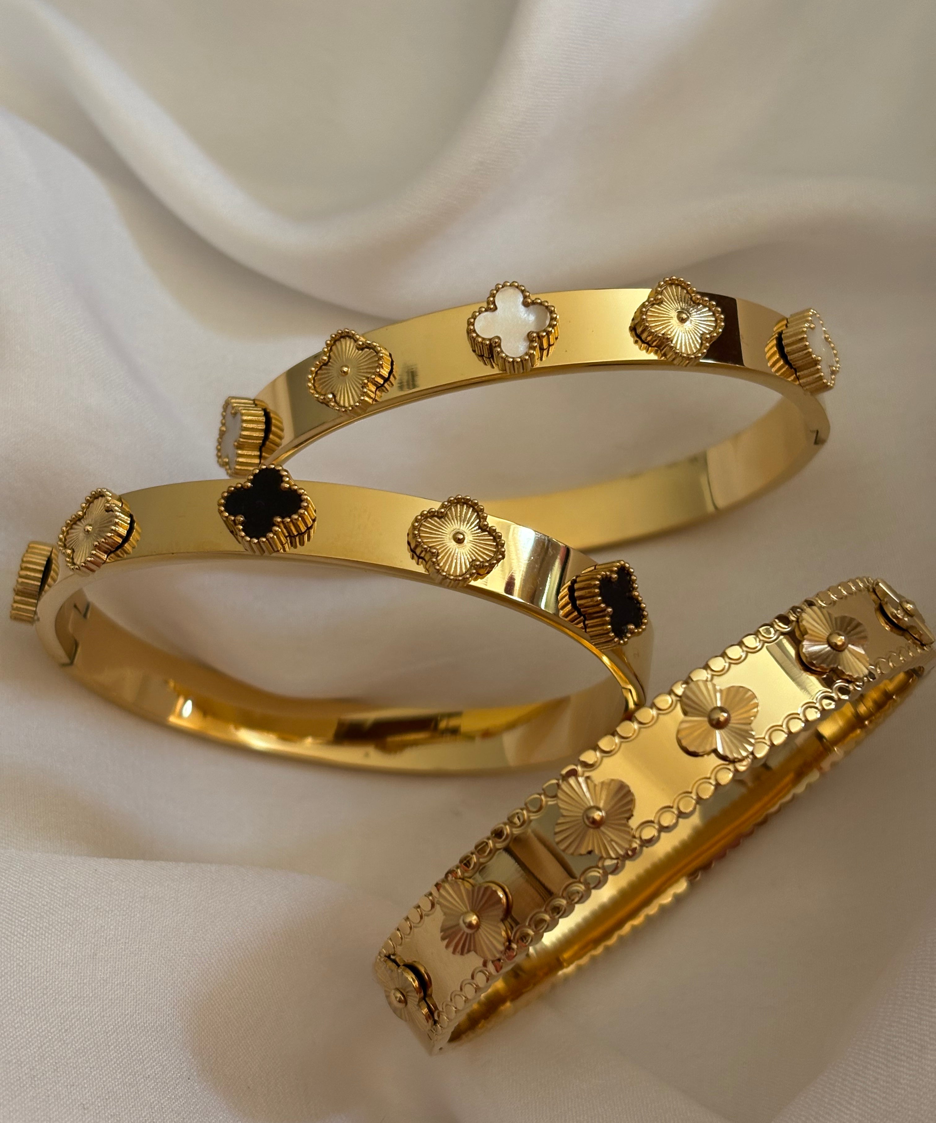 Cloves bracelet
