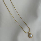 Dainty pearl necklace