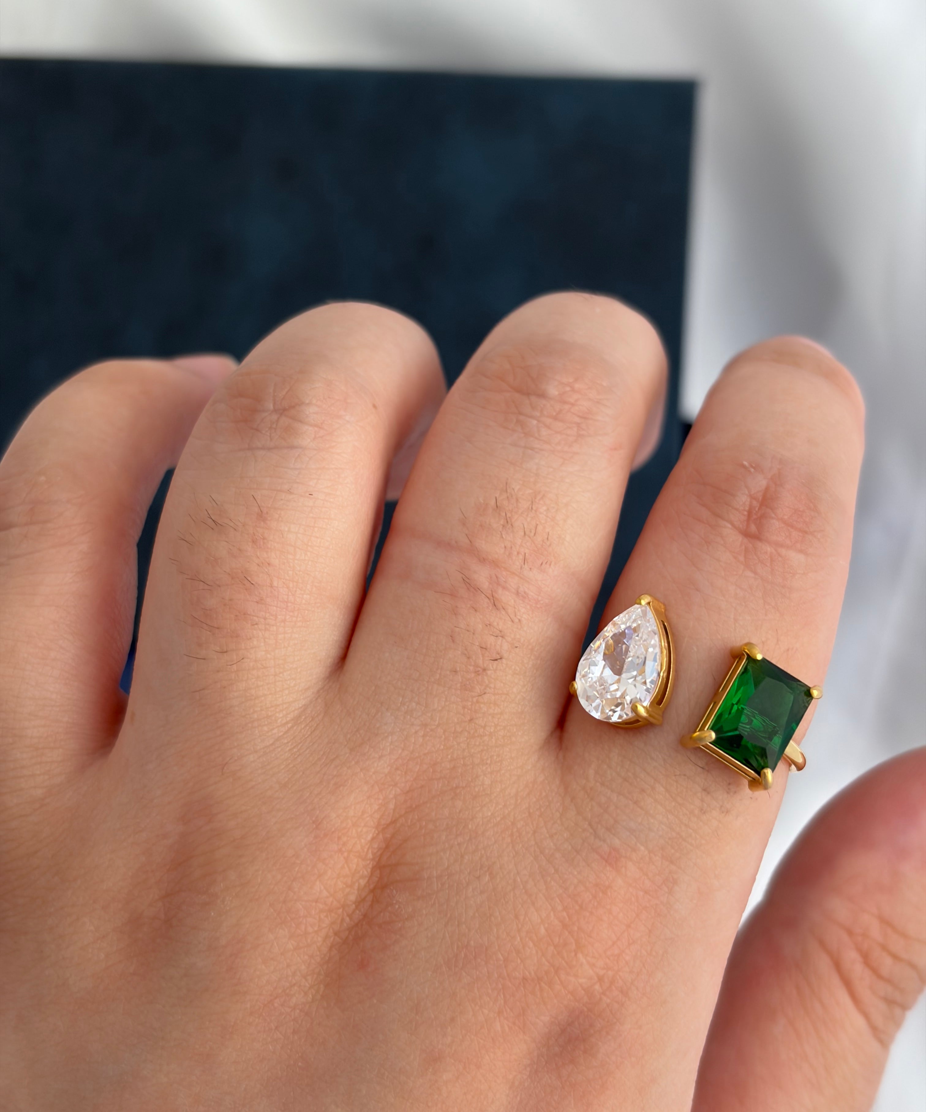 Bestie ring