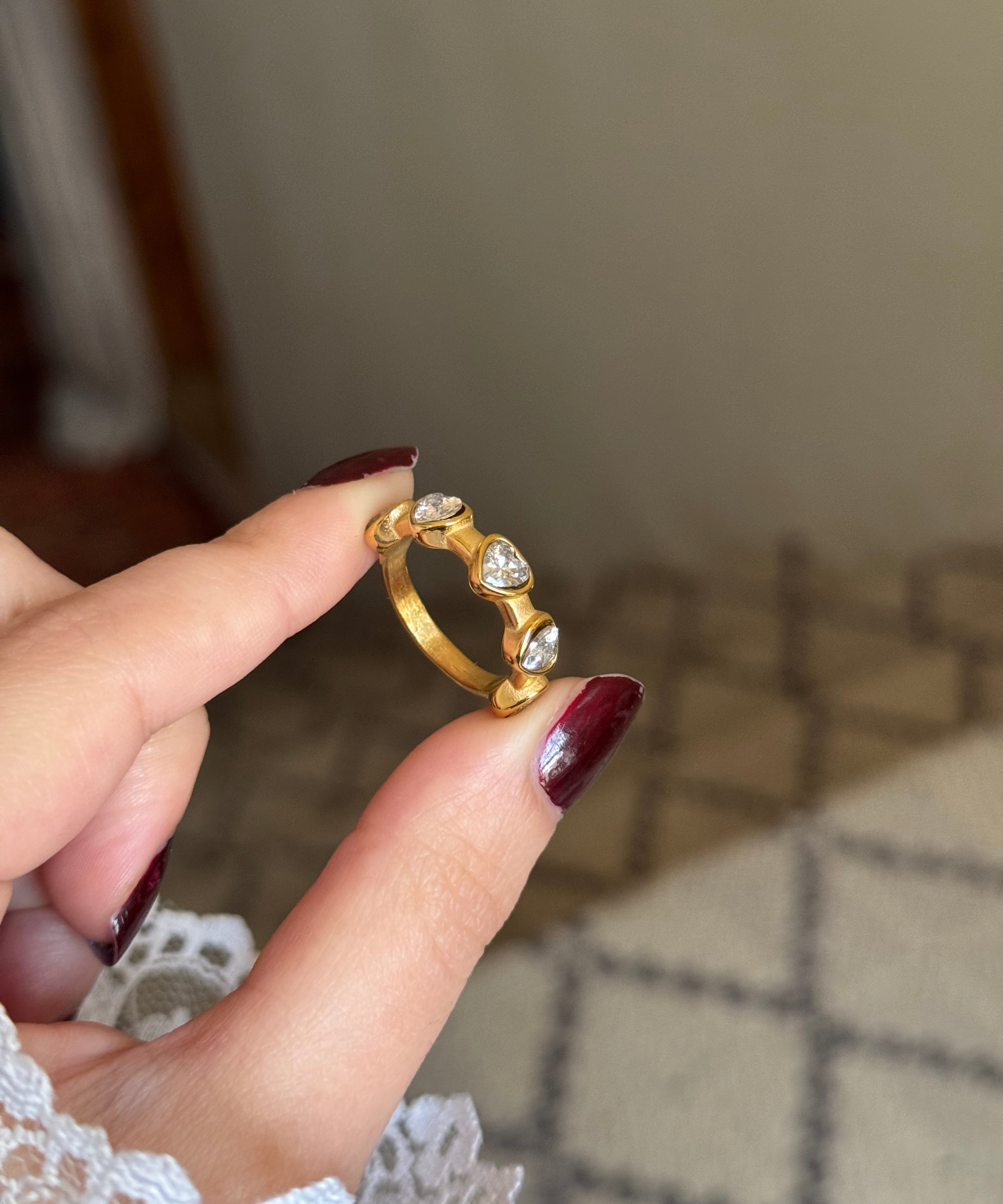 Hearts ring
