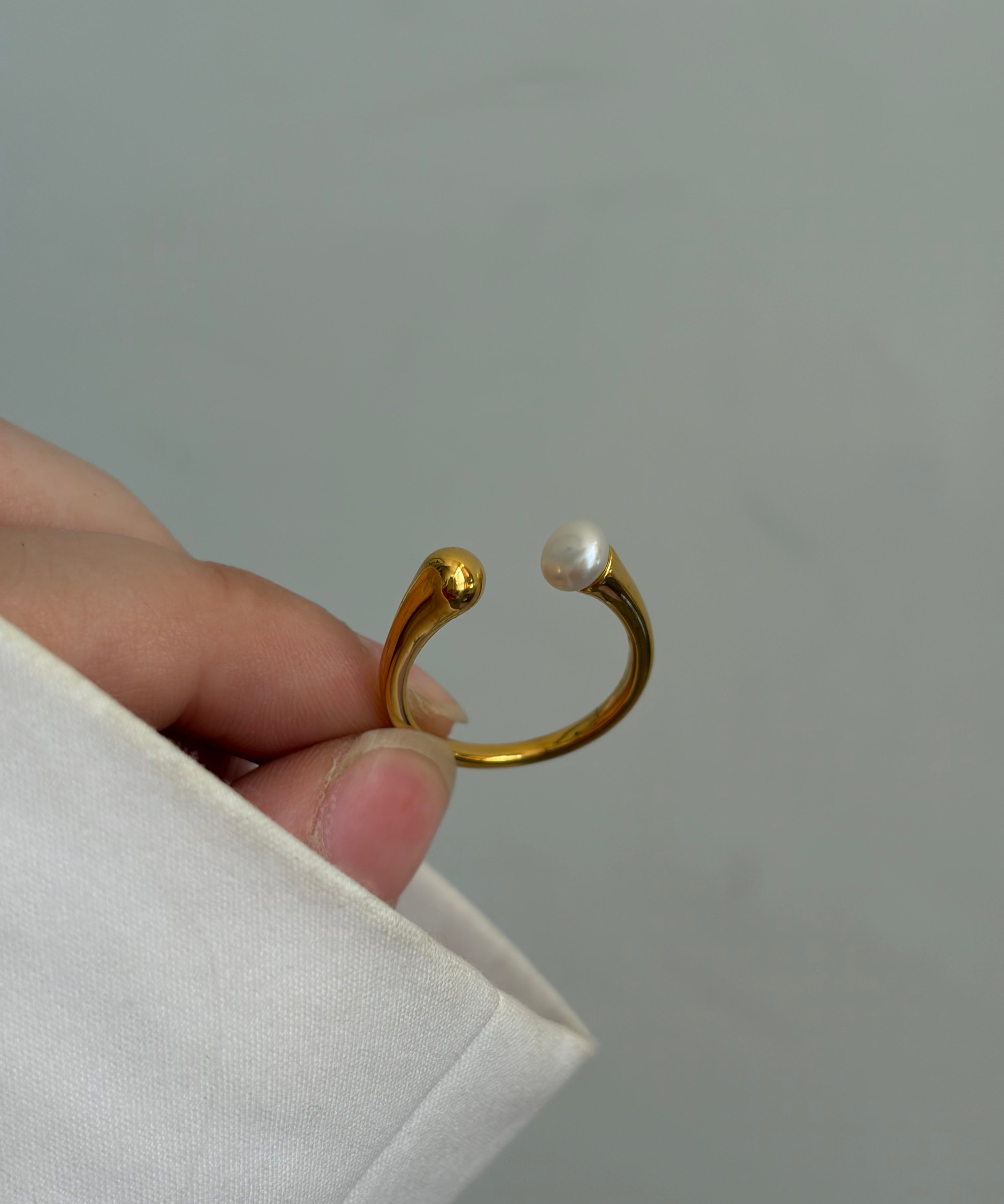 Pearl ring
