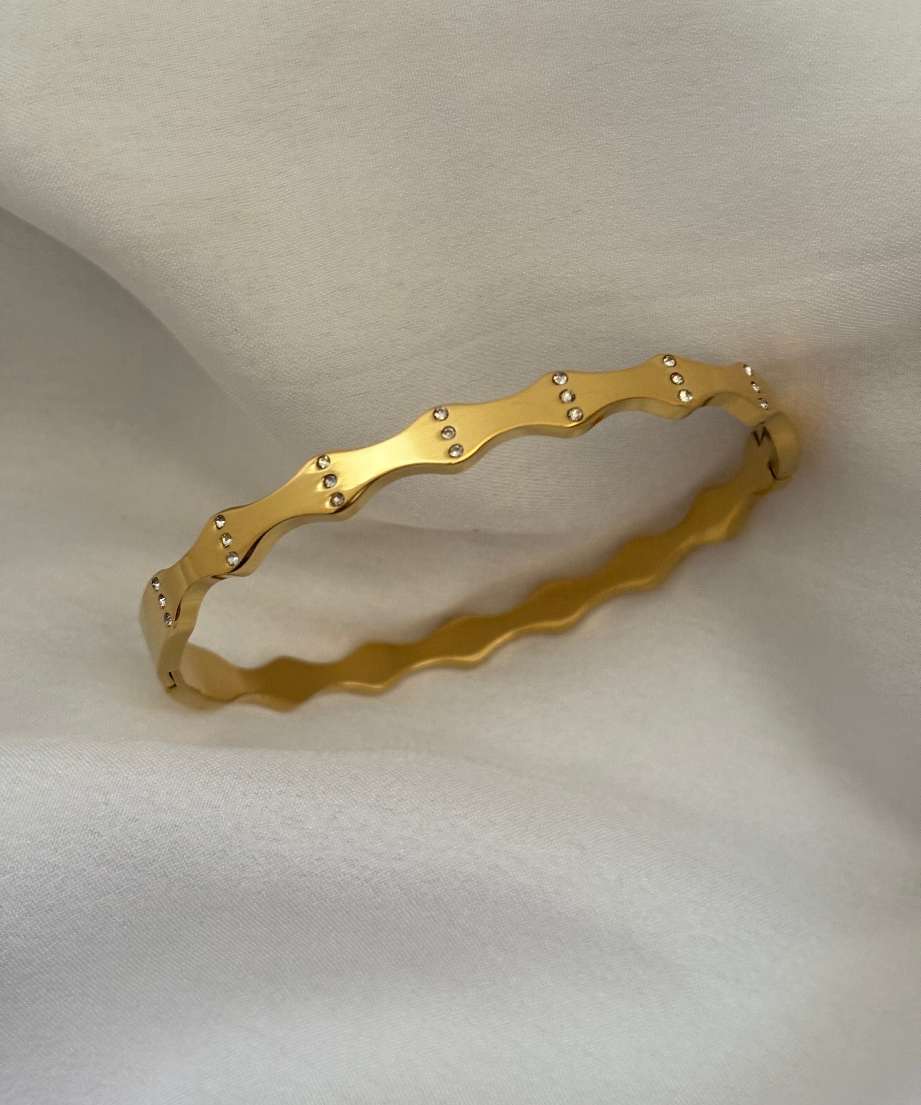 Want bracelet
