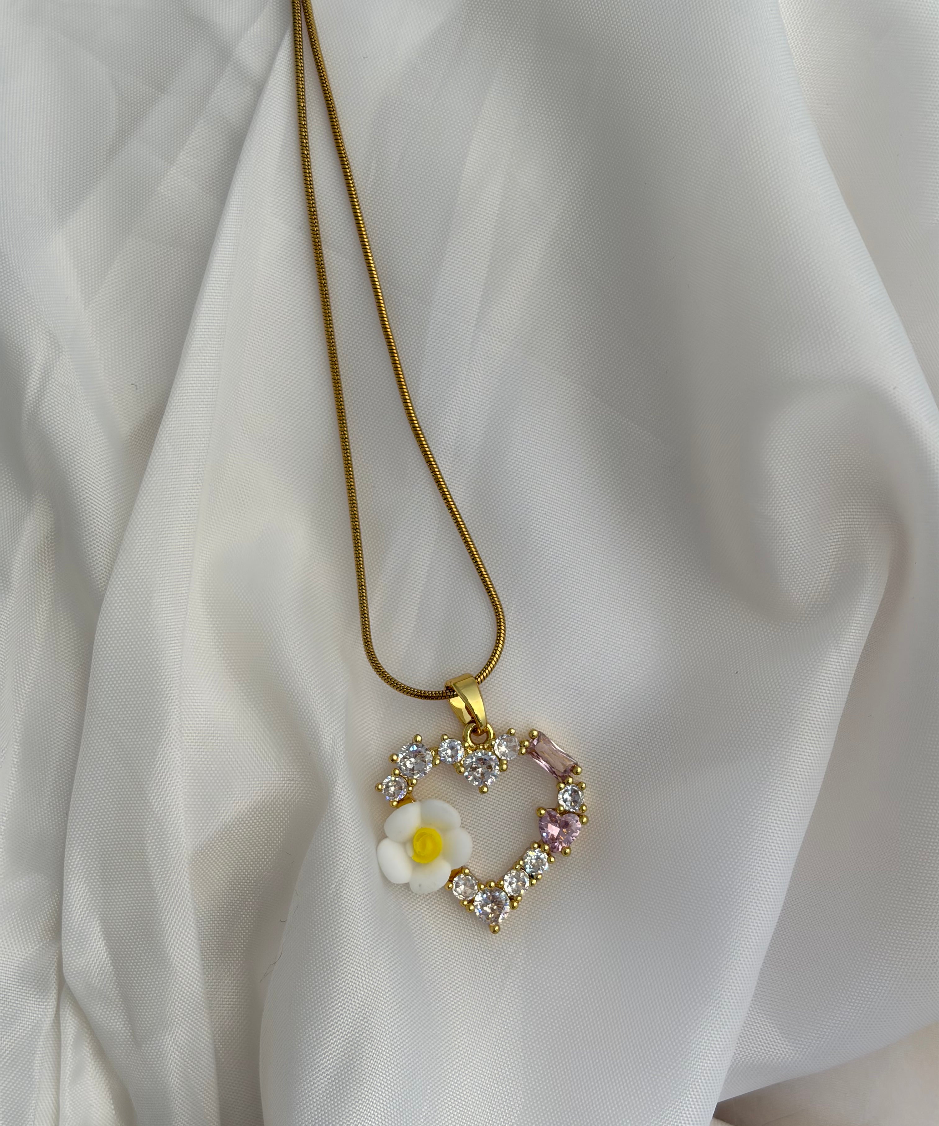 Art necklace