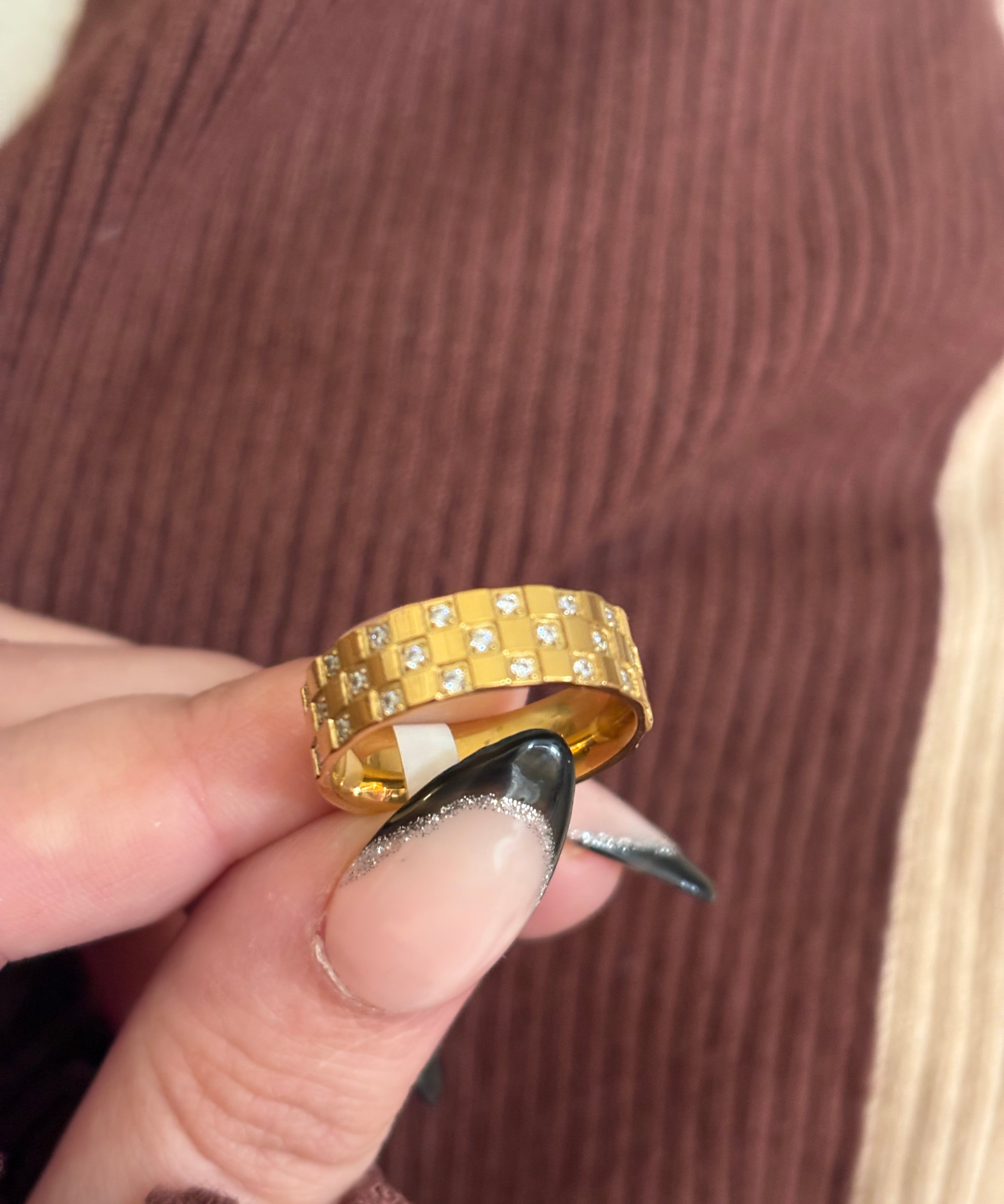 Chess ring