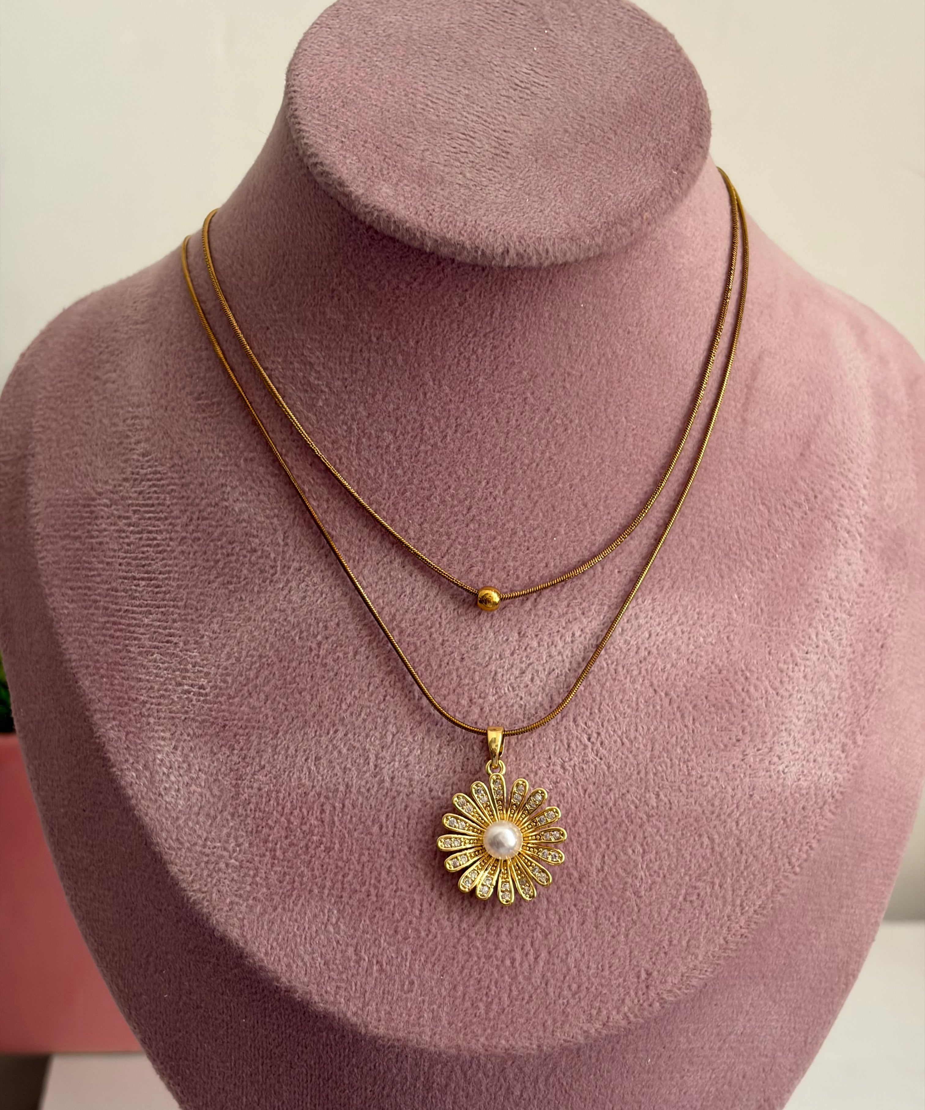 Sun layered necklace