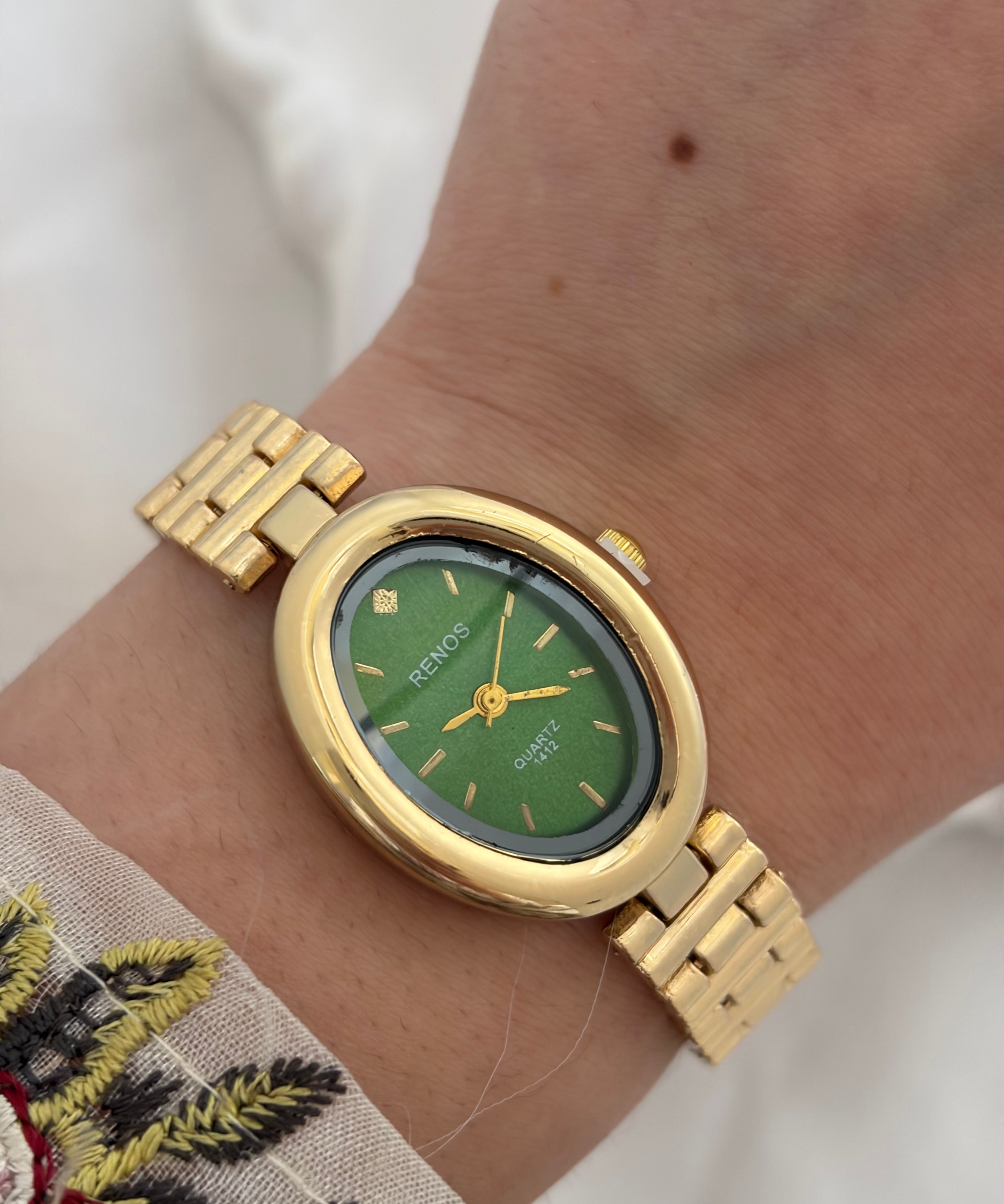 Serene watch