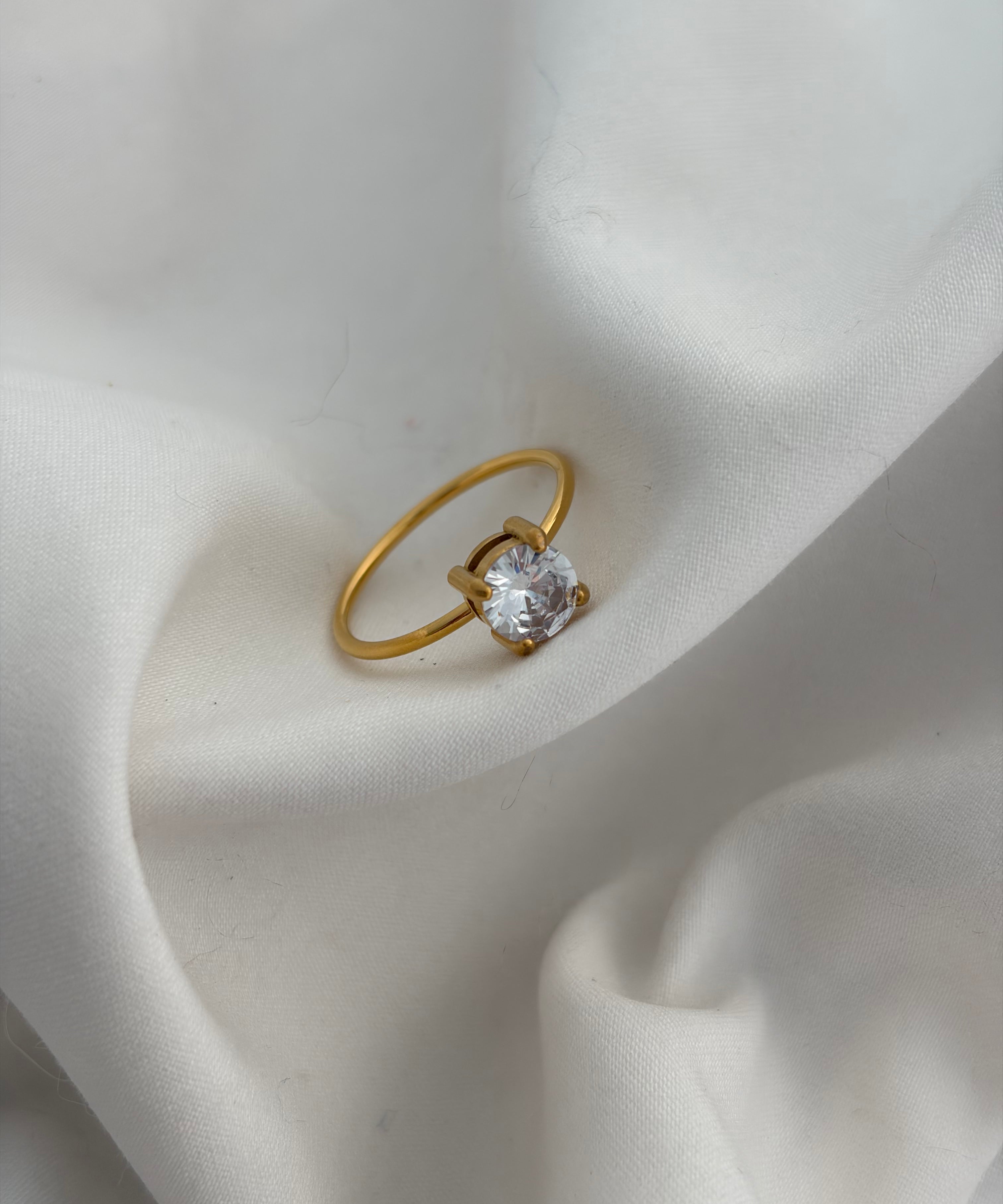 Marquise ring