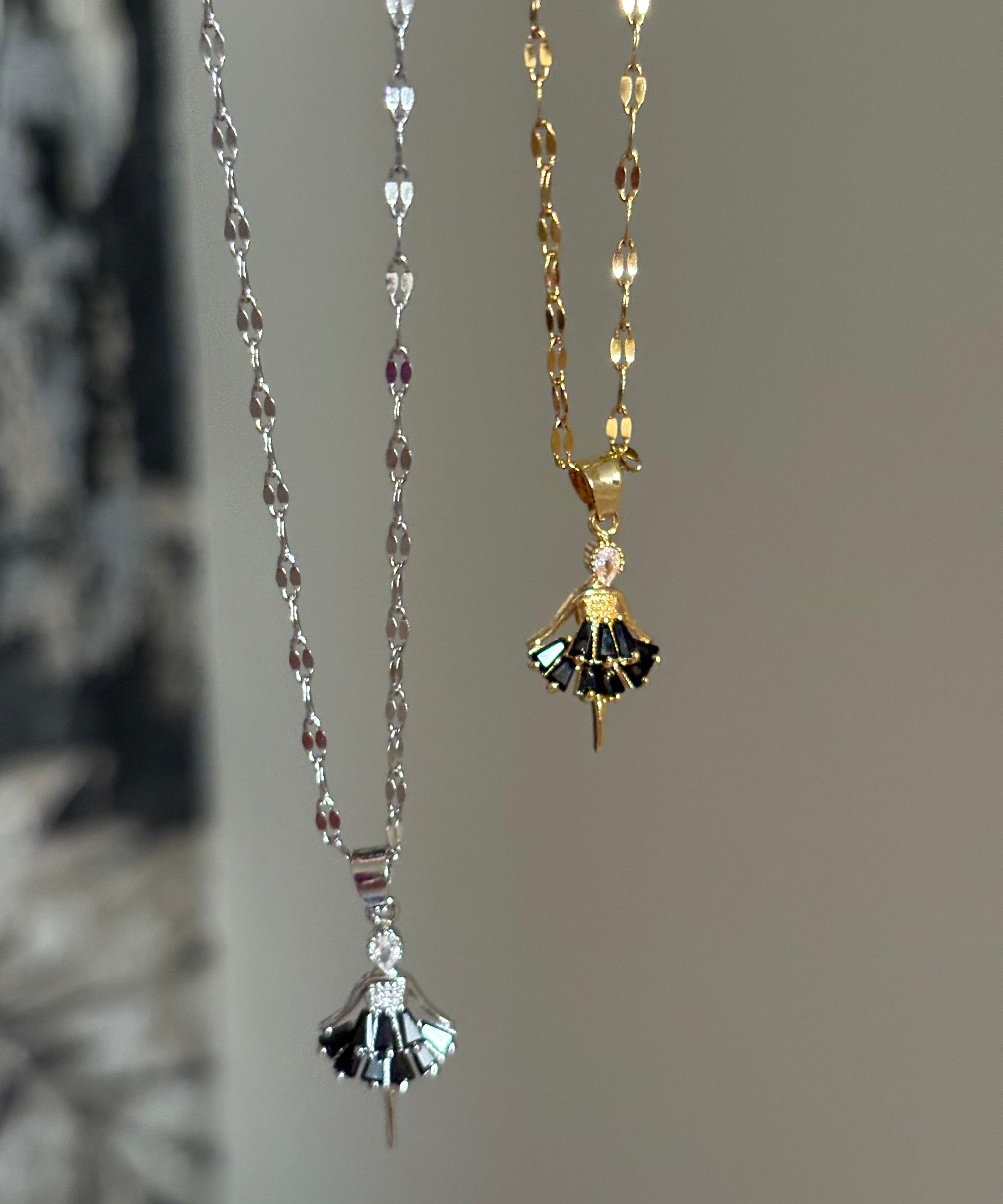 Doll necklace